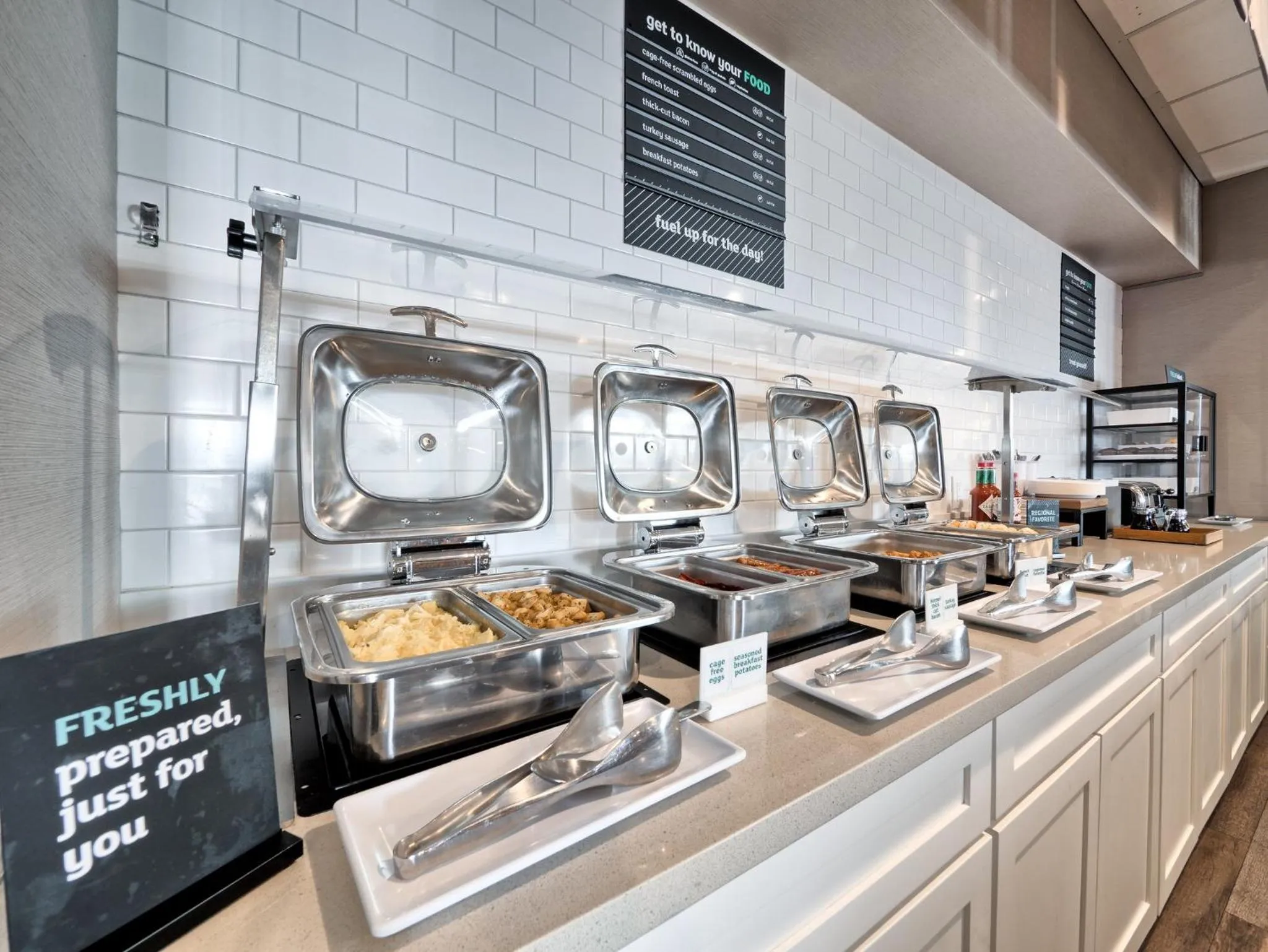 Restaurant/places to eat in Holiday Inn Tacoma Mall by IHG