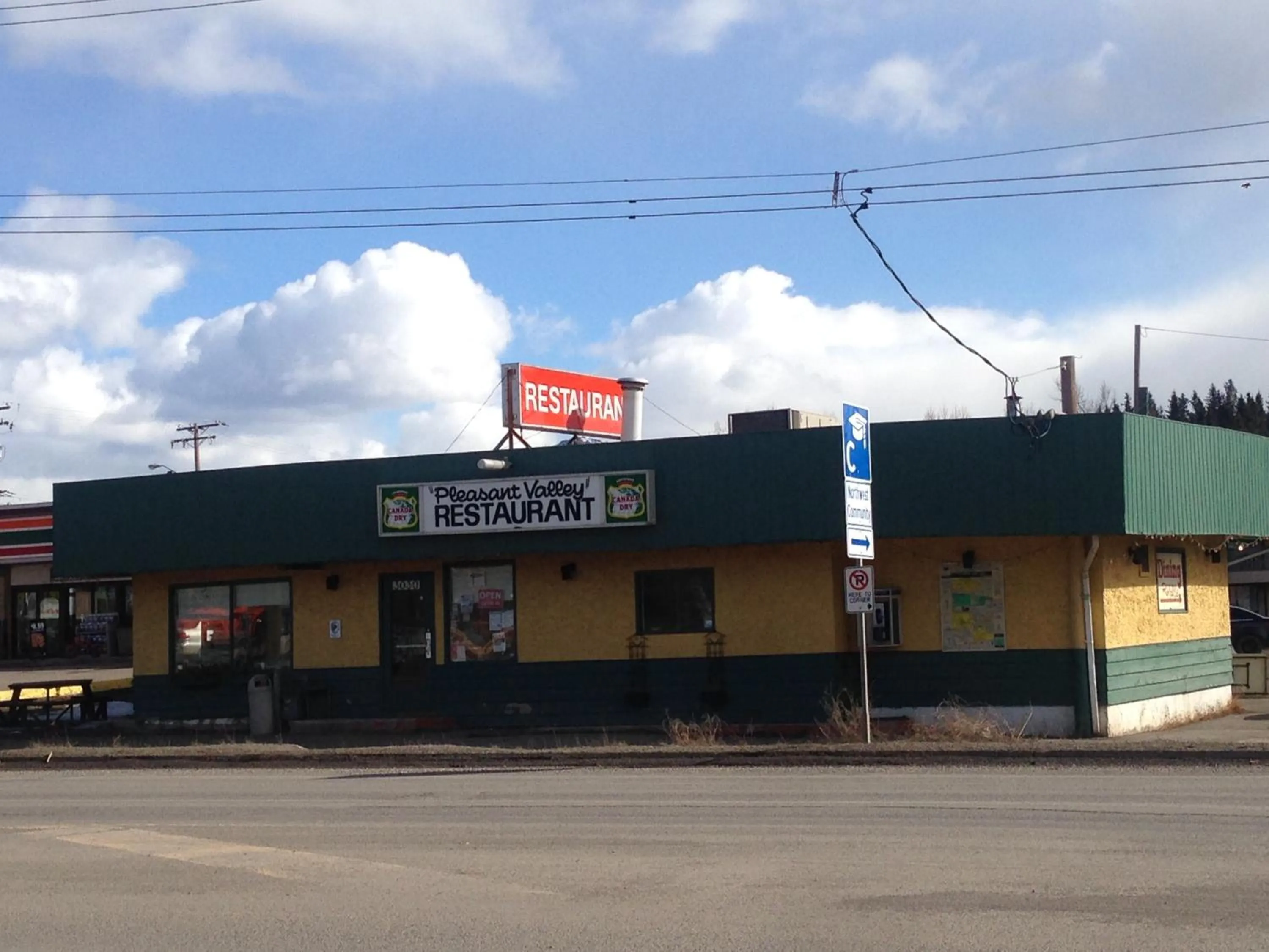 Restaurant/places to eat in Pleasant Valley Motel Houston