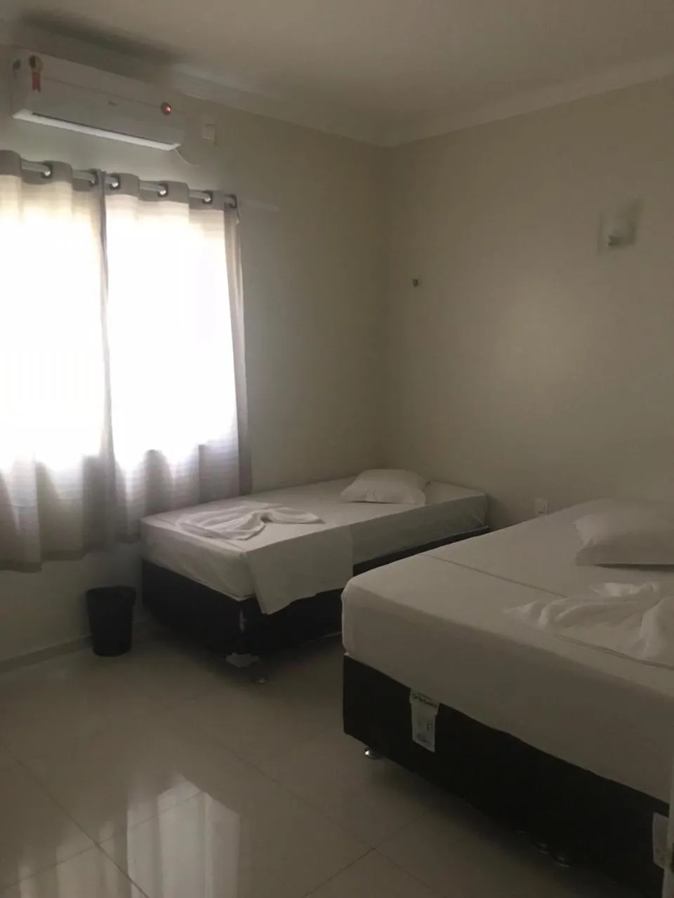 Bed in Hotel Aquarius