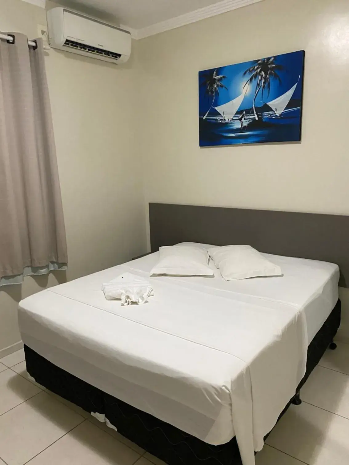 Economy Single Room - single occupancy in Hotel Aquarius Economy Single Room - single occupancy in Hotel Aquarius