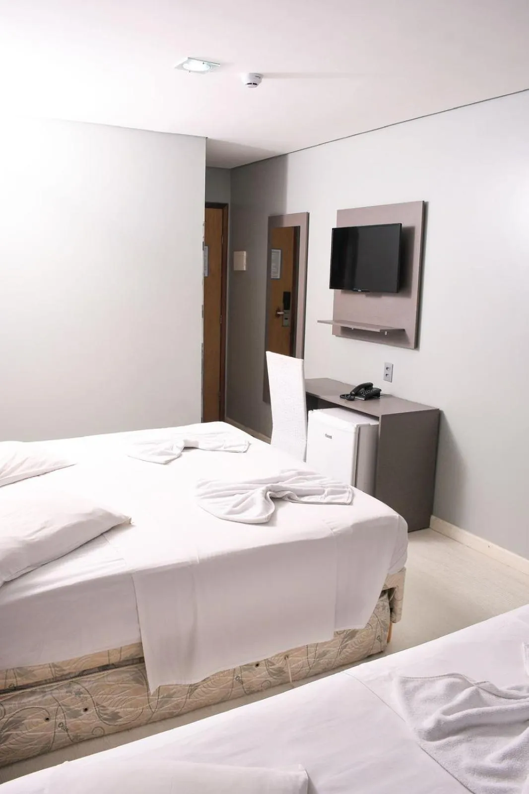 Bed in Hotel Aquarius