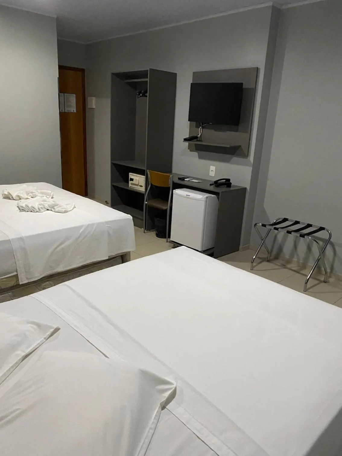 Bed in Hotel Aquarius