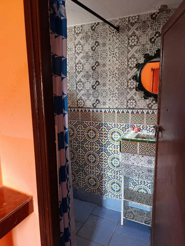 Shower in Auberge Restaurant le Safran