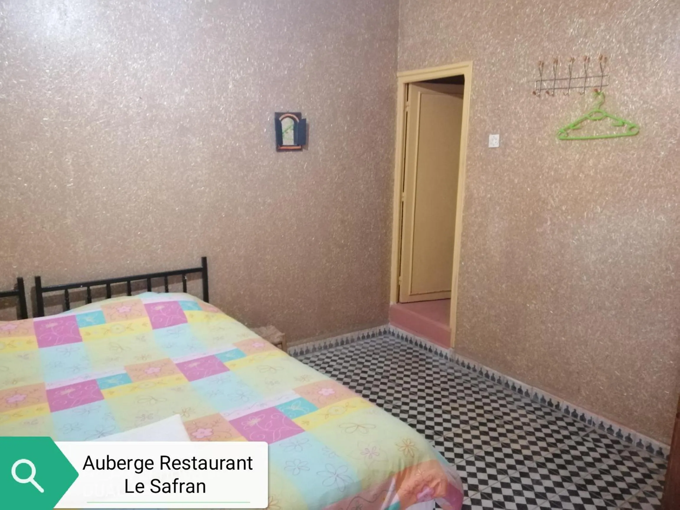 Bed in Auberge Restaurant le Safran