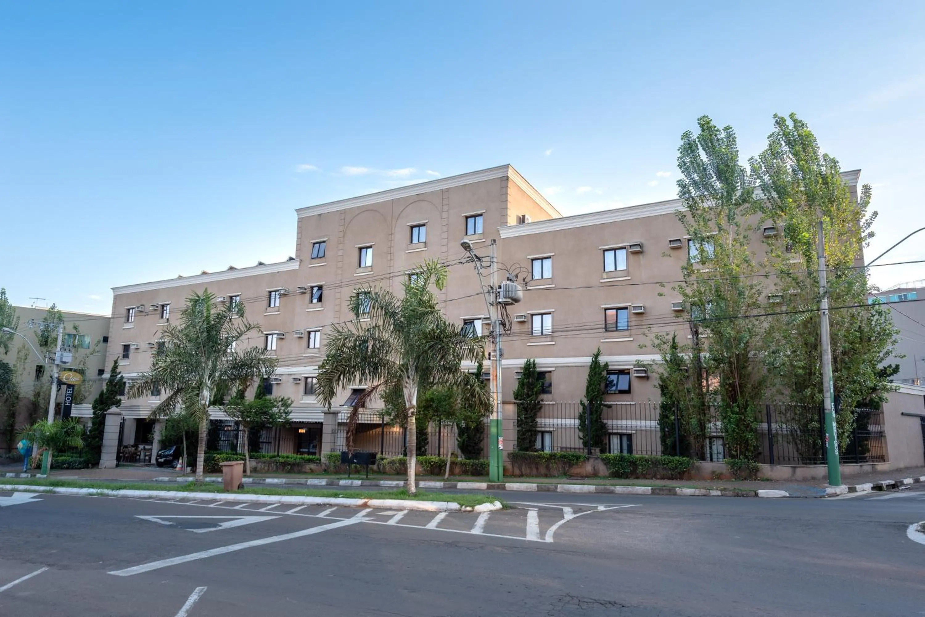 Property building in Class Hotel Passos