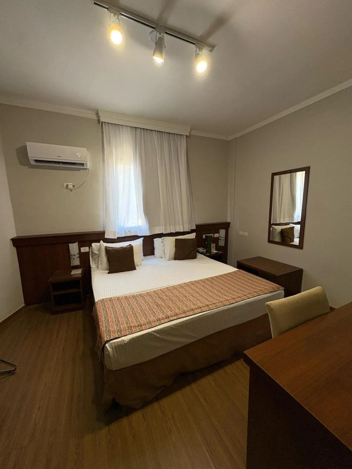 Bedroom, Bed in Class Hotel Passos