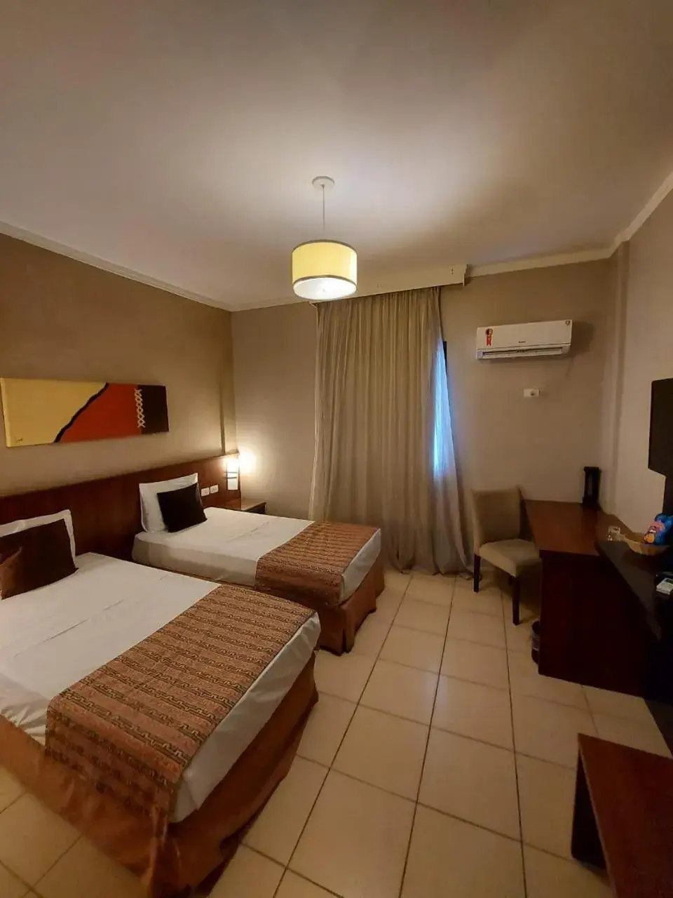 Economy Twin Room - single occupancy in Class Hotel Passos Economy Twin Room - single occupancy in Class Hotel Passos