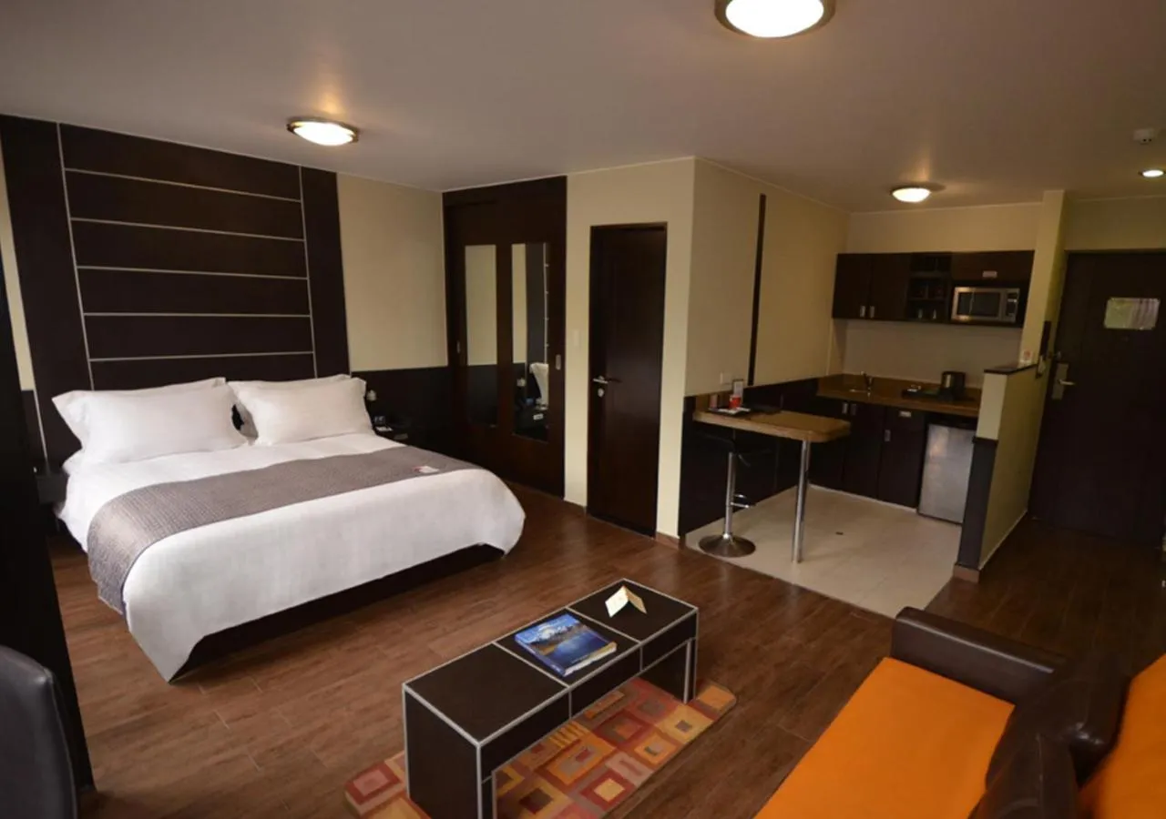 Photo of the whole room, Bed in qp Hotels Lima