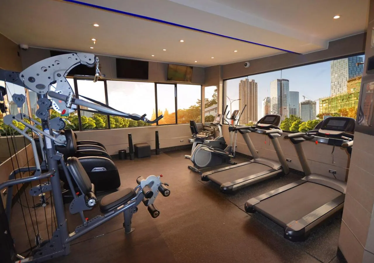 Fitness centre/facilities in qp Hotels Lima