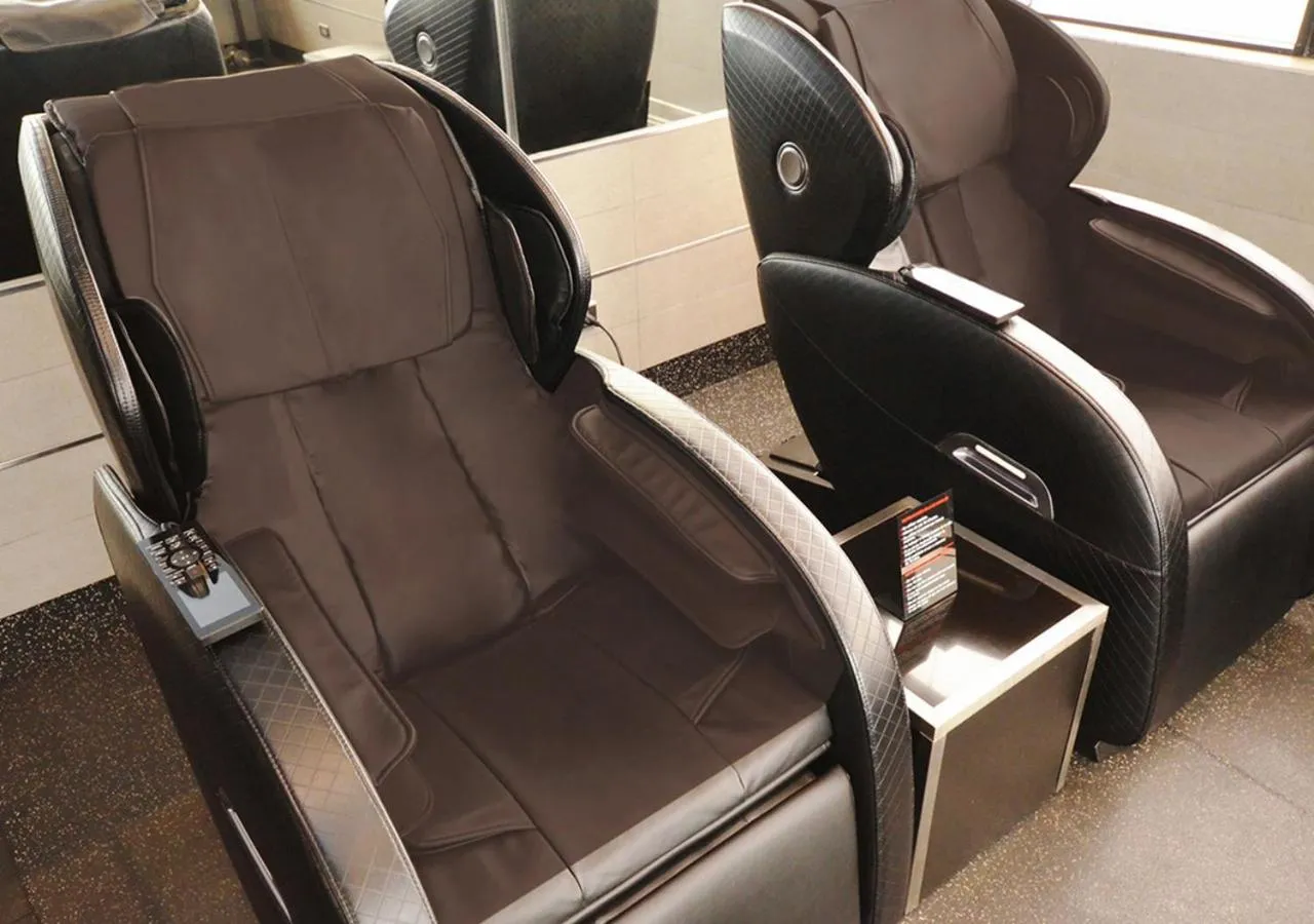 Fitness centre/facilities in qp Hotels Lima