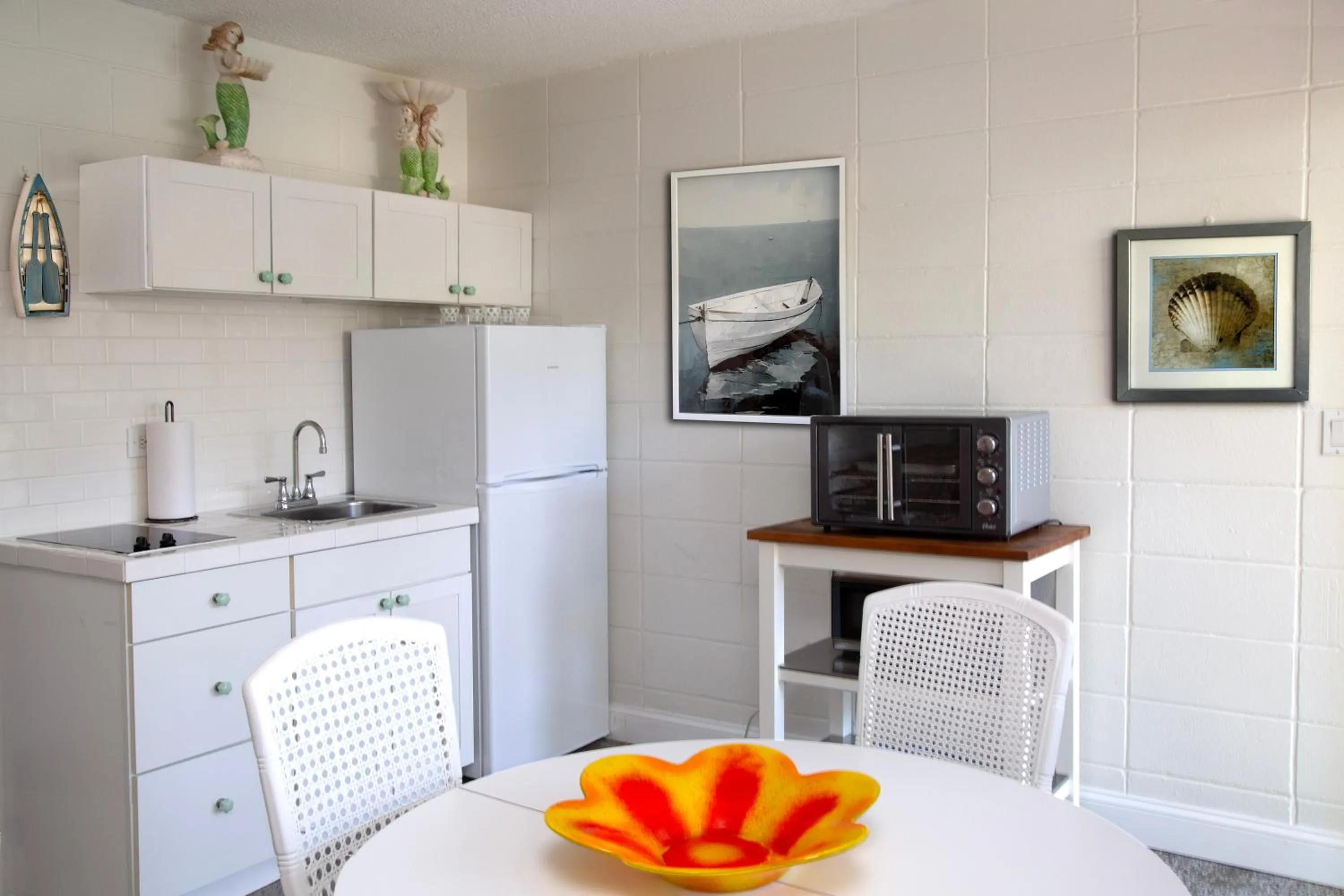 Kitchen or kitchenette in South Beach Place - Vero Beach