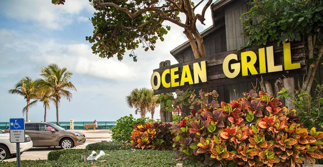 Restaurant/places to eat in South Beach Place - Vero Beach