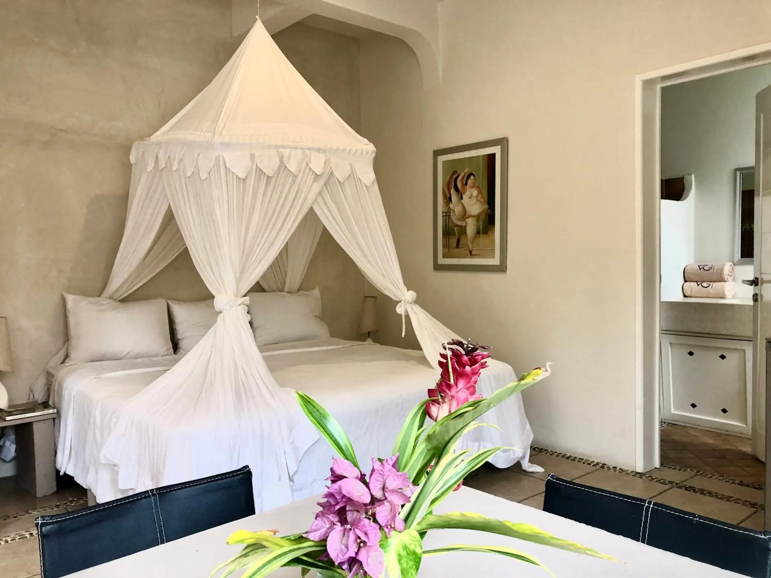 Botero -King Suite with Pool and Garden View in Villas Geminis Boutique Condohotel Botero -King Suite with Pool and Garden View in Villas Geminis Boutique Condohotel