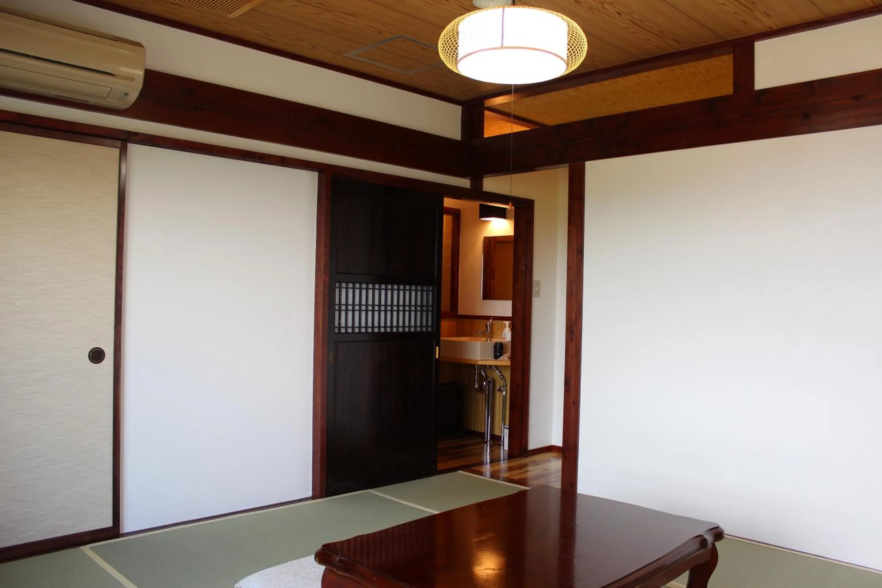 Photo of the whole room in Matsushima Petit Hotel Bistro Abalon