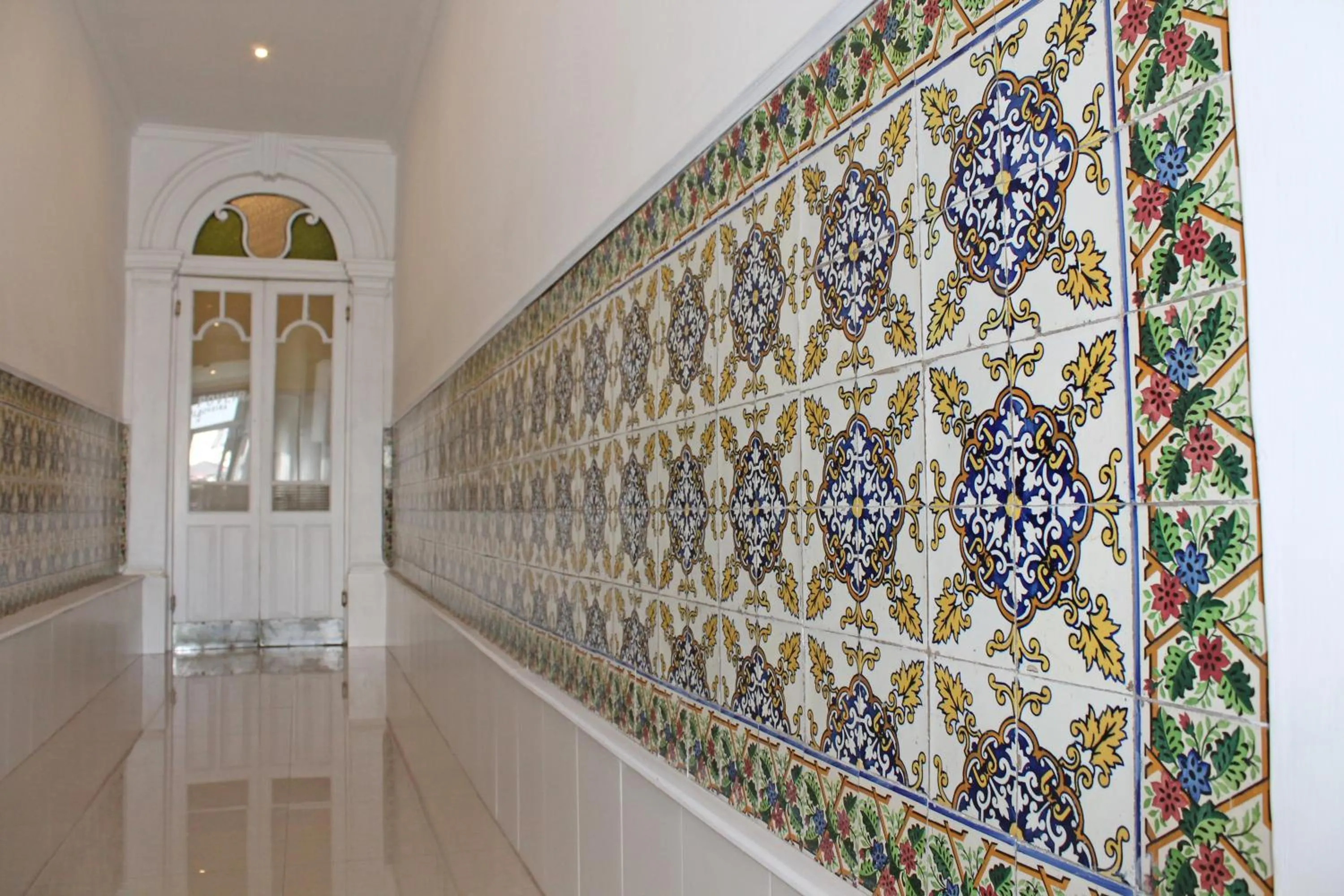 Facade/entrance in Poveira Hotel