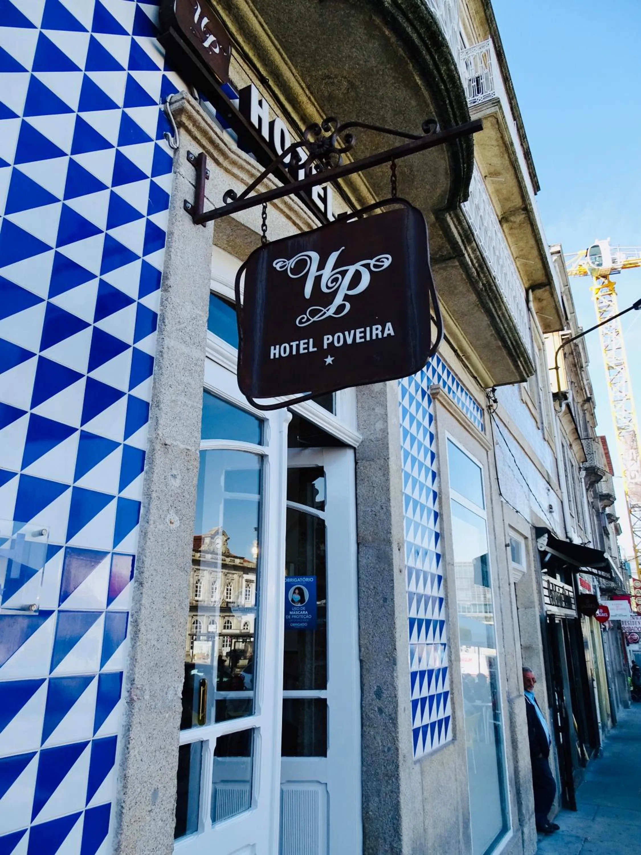 Facade/entrance in Poveira Hotel