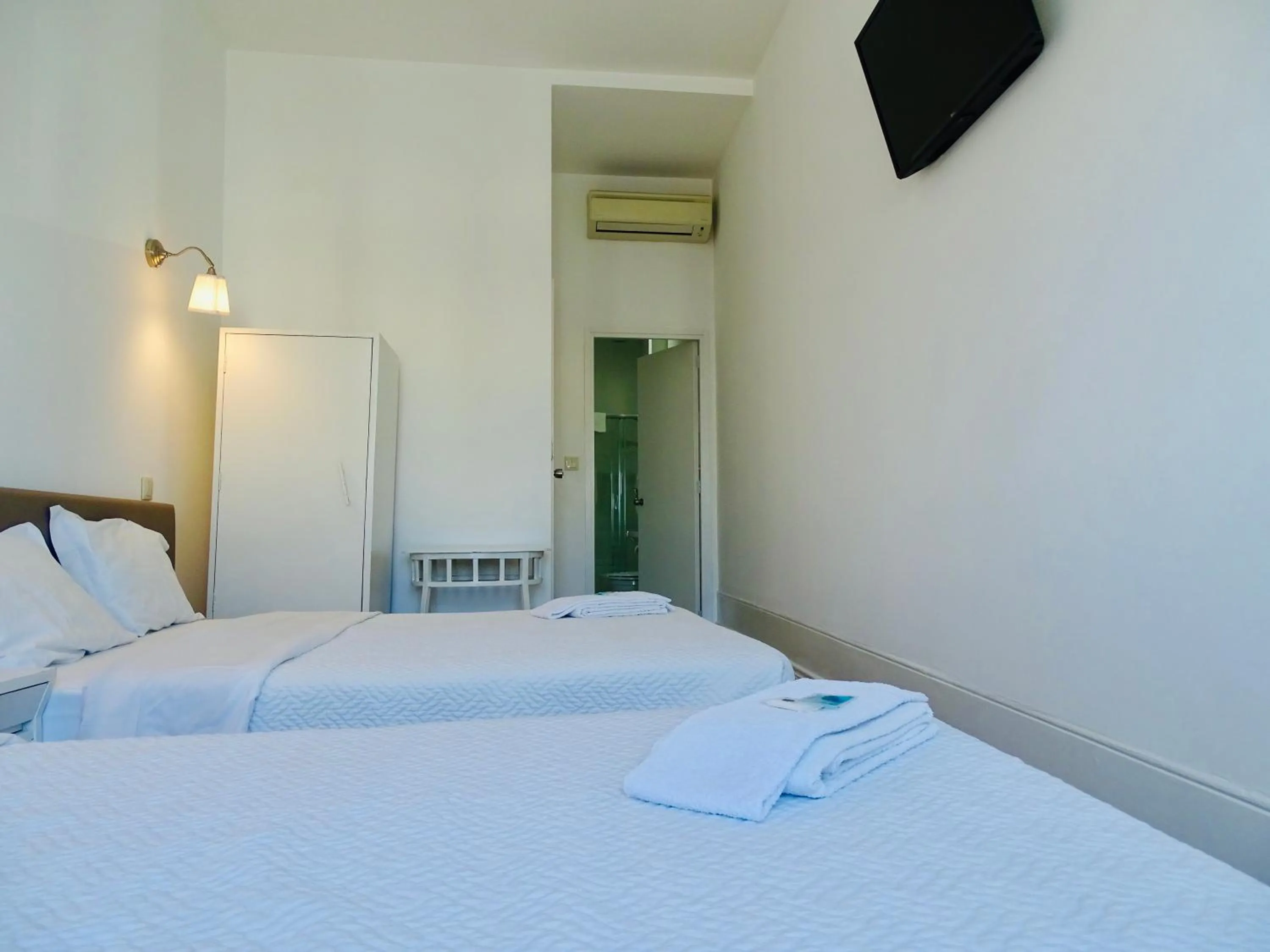 Bedroom, Bed in Poveira Hotel