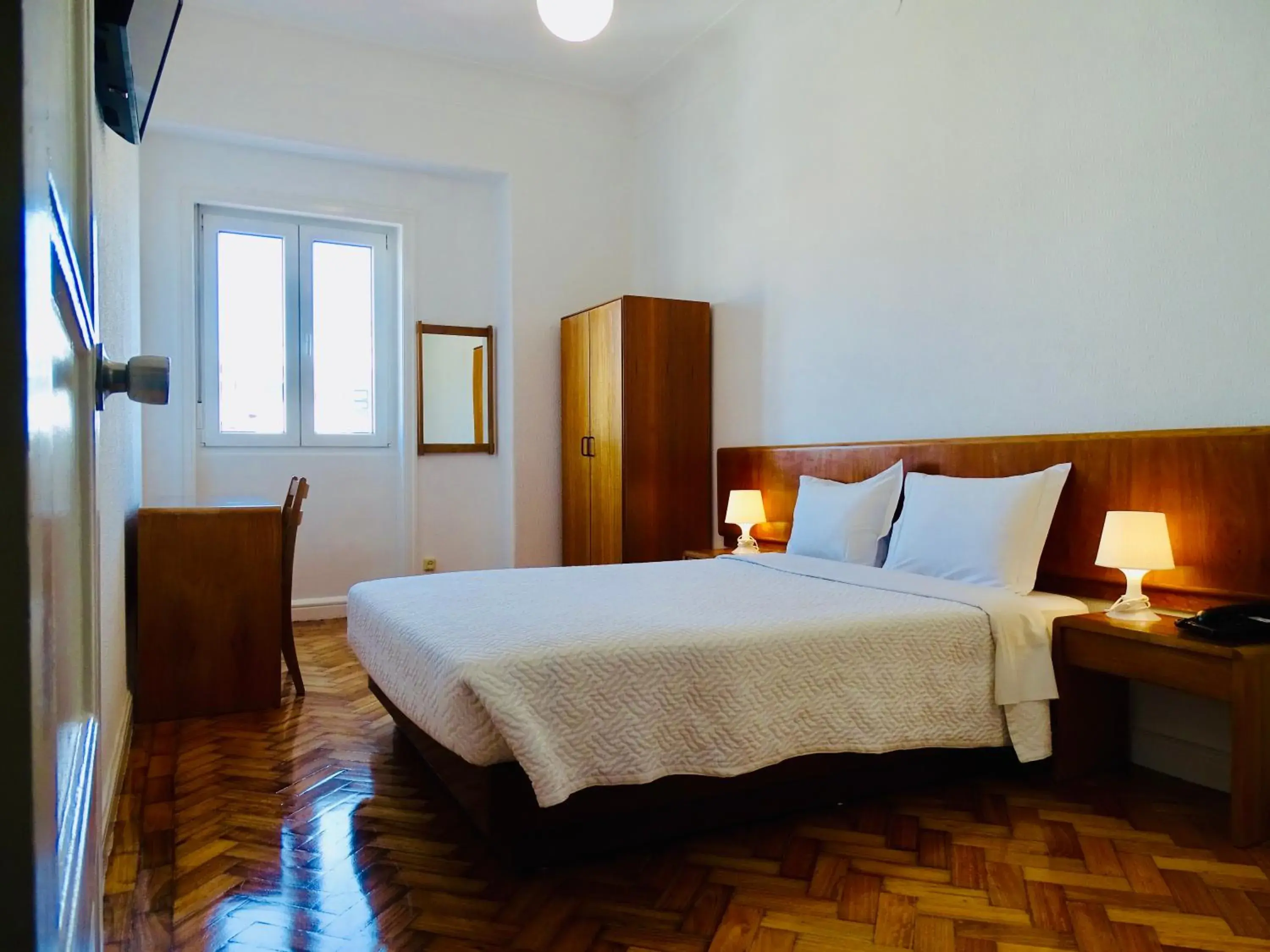 Single Room in Poveira Hotel Single Room in Poveira Hotel