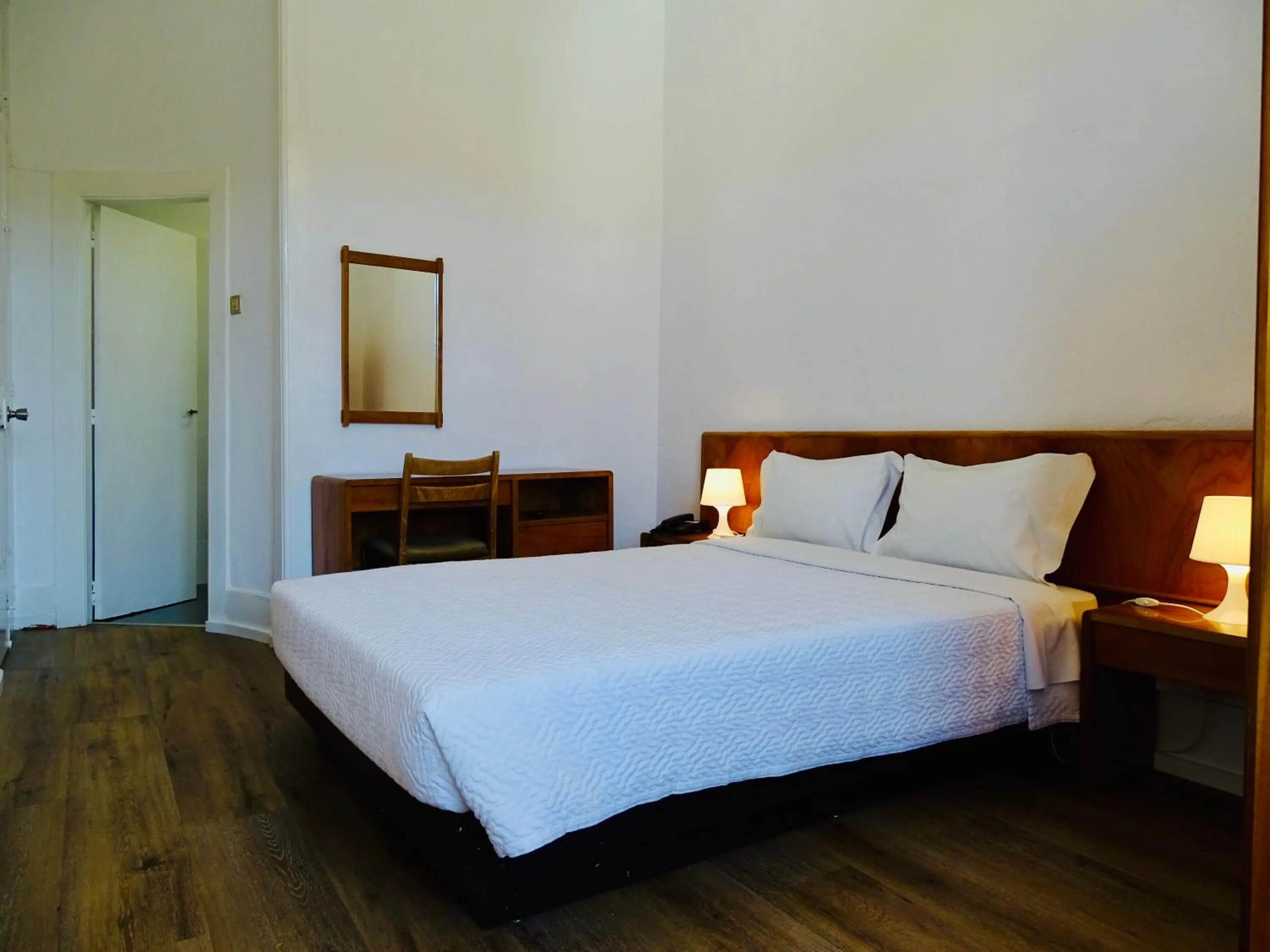 Bedroom, Bed in Poveira Hotel