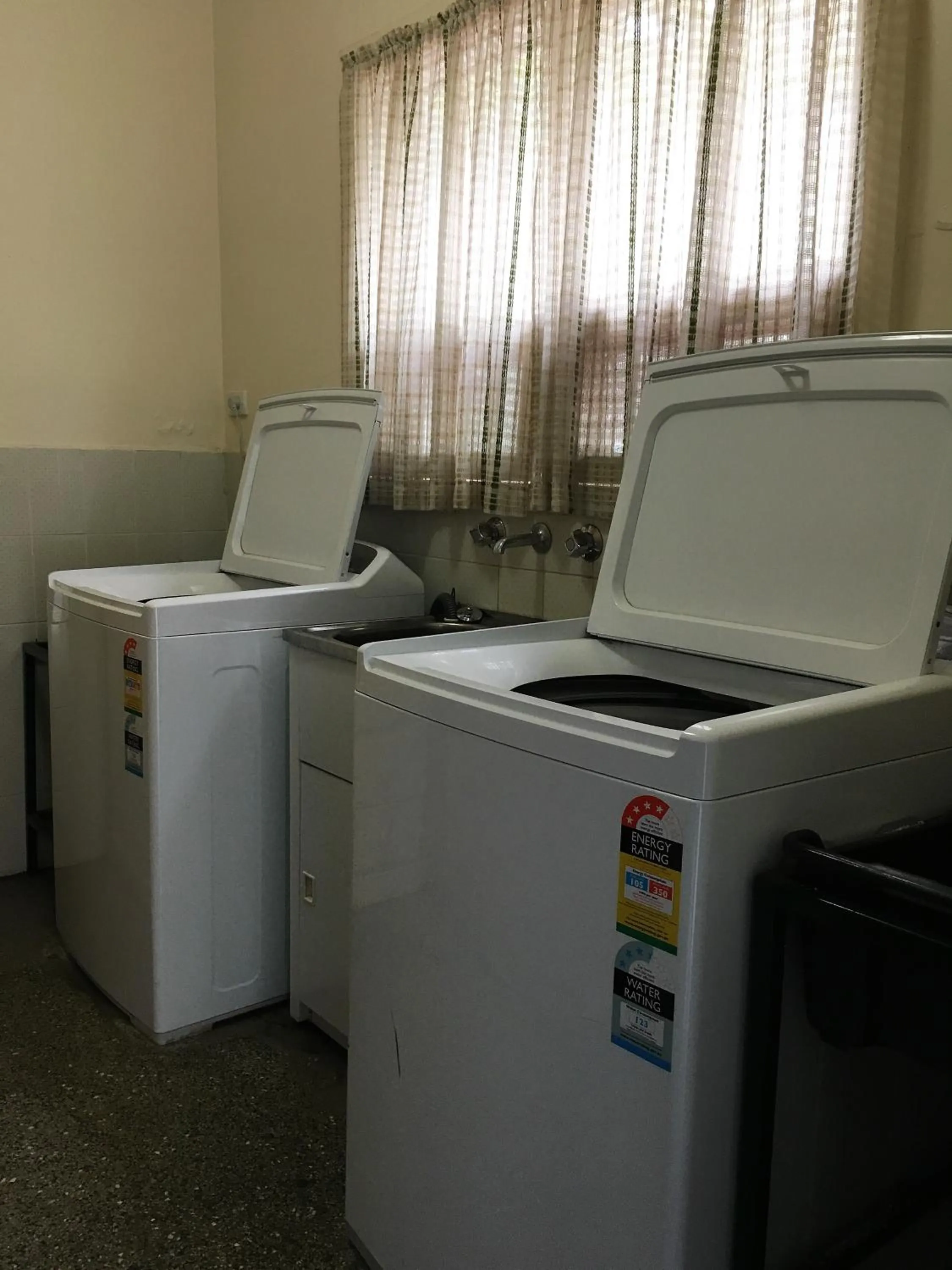 Property building in Hello Adelaide Motel and Apartments