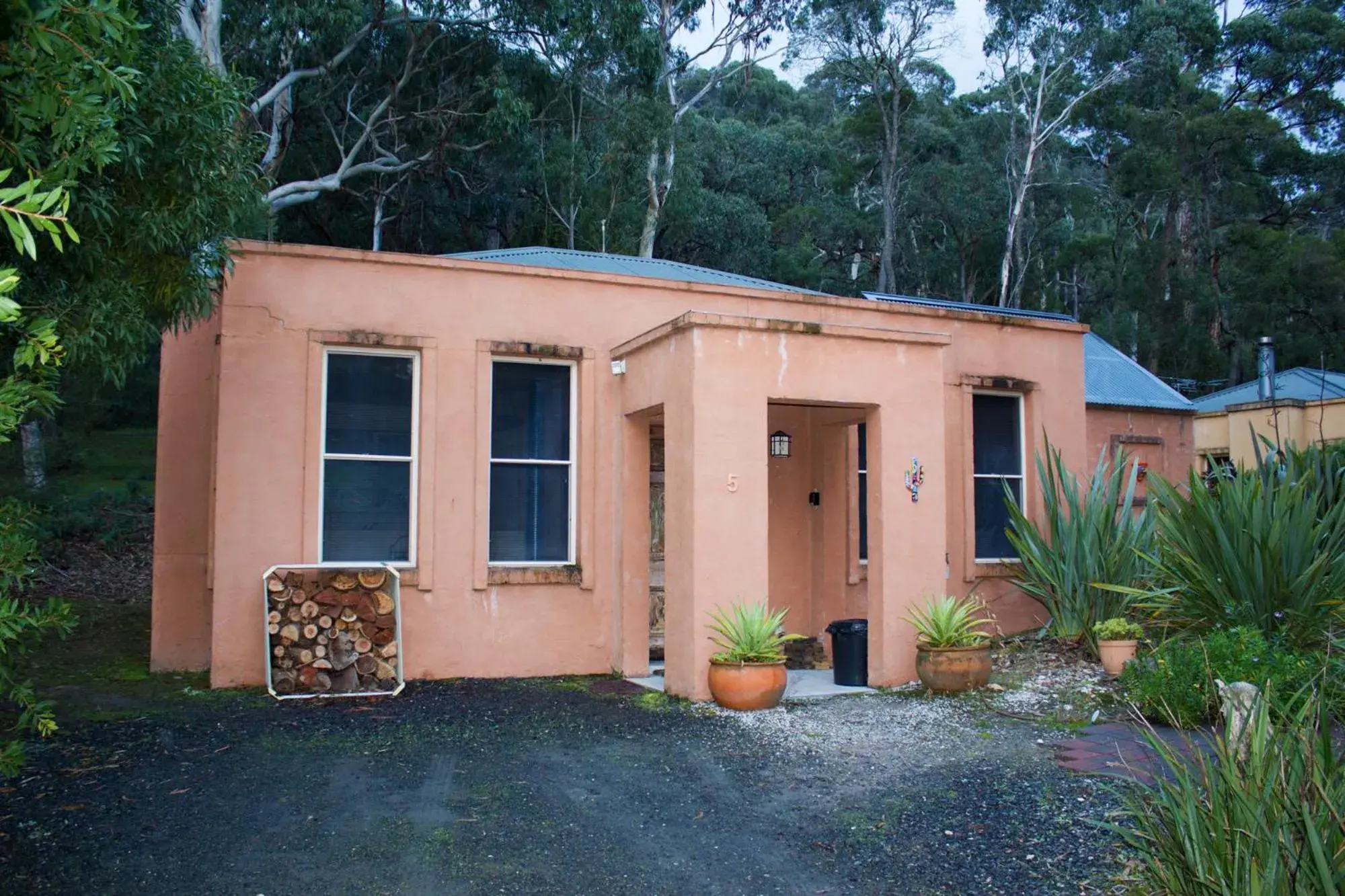 Luxury Water Villa 5 in Marwood Villas Luxury Water Villa 5 in Marwood Villas