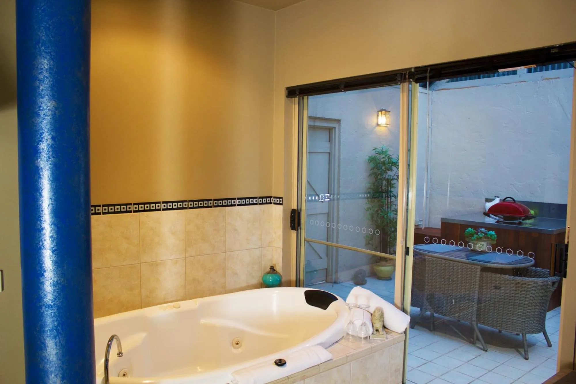 Hot Tub in Marwood Villas