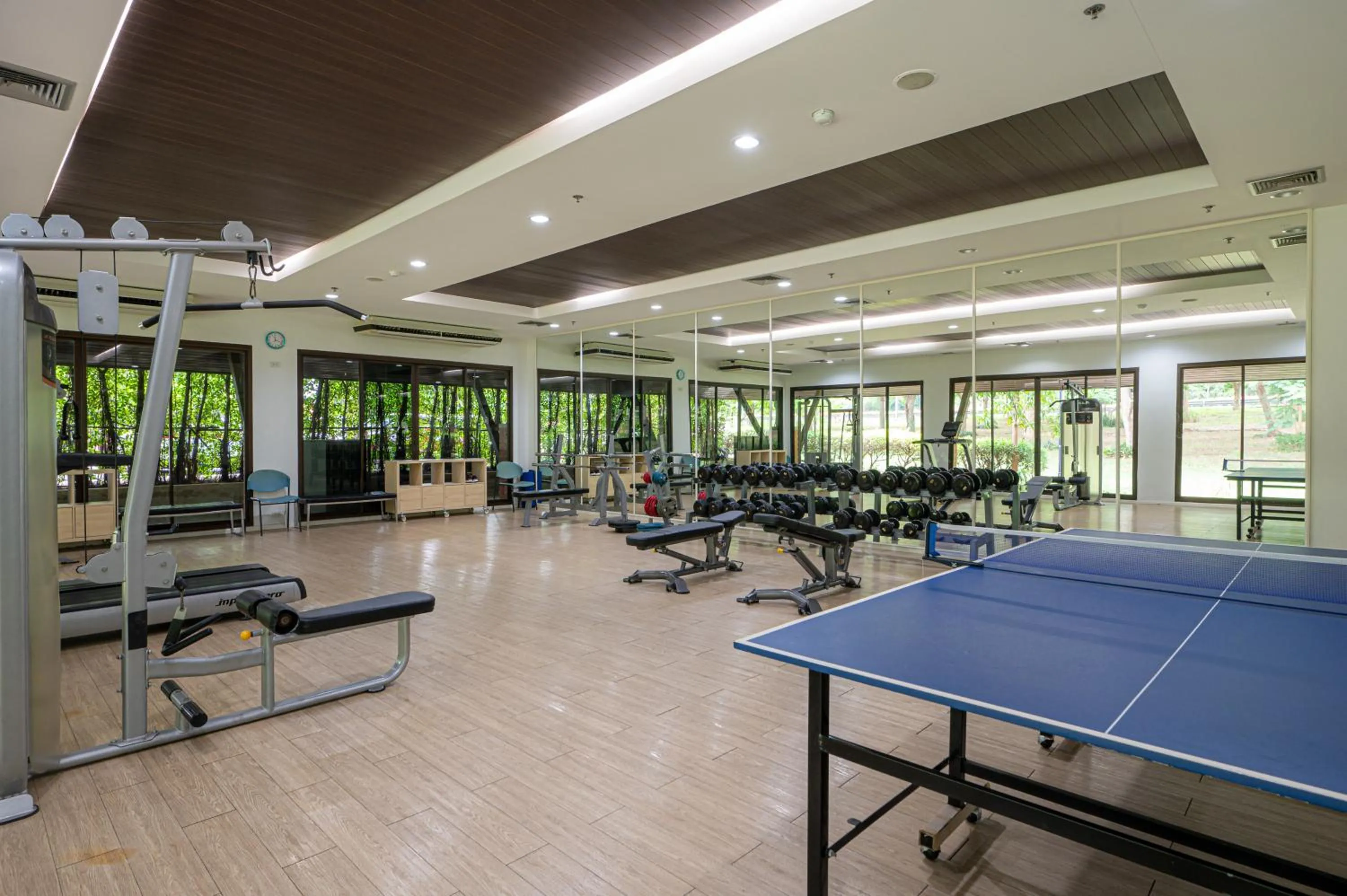 Fitness centre/facilities in Eco Hotel by Thammasat