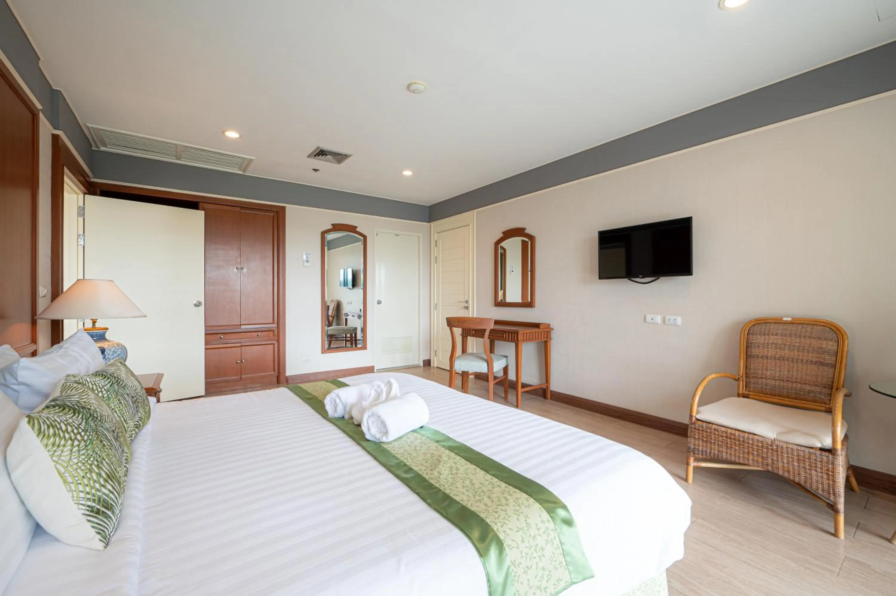 Bed in Eco Hotel by Thammasat