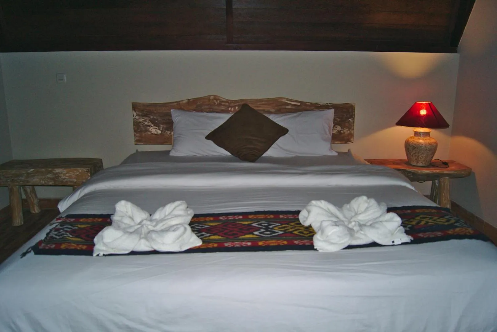 Bedroom, Bed in GHamed Sari