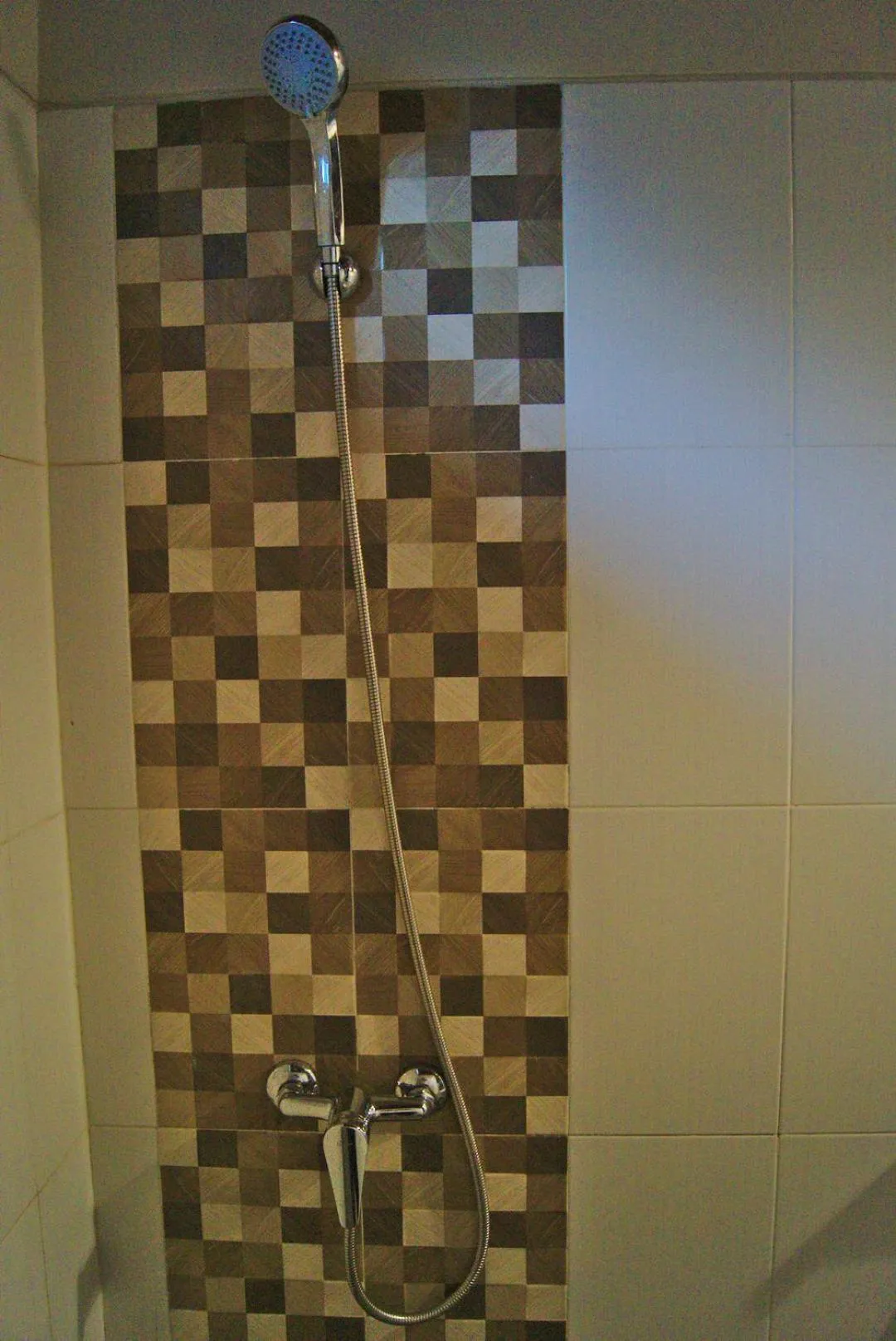 Shower in GHamed Sari