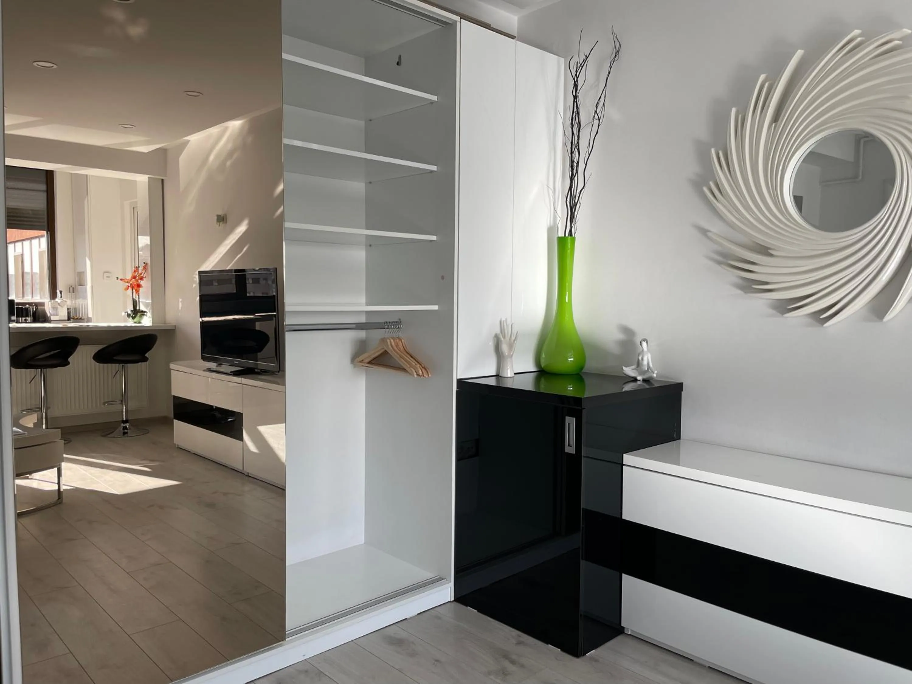 Photo of the whole room in Luxury Two Room Apartment Residence Militari M3