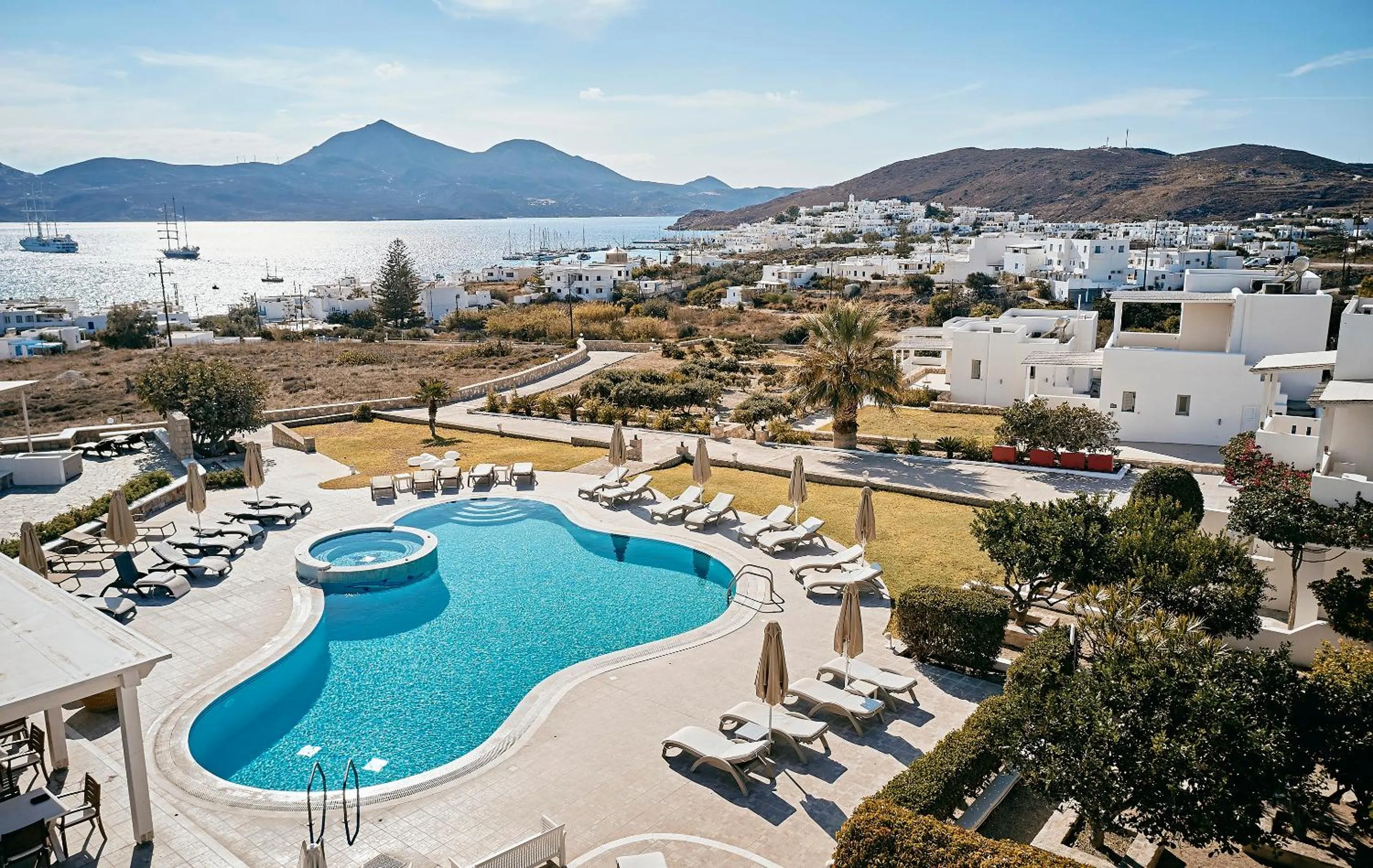 Swimming pool in Santa Maria Village Resort & Spa