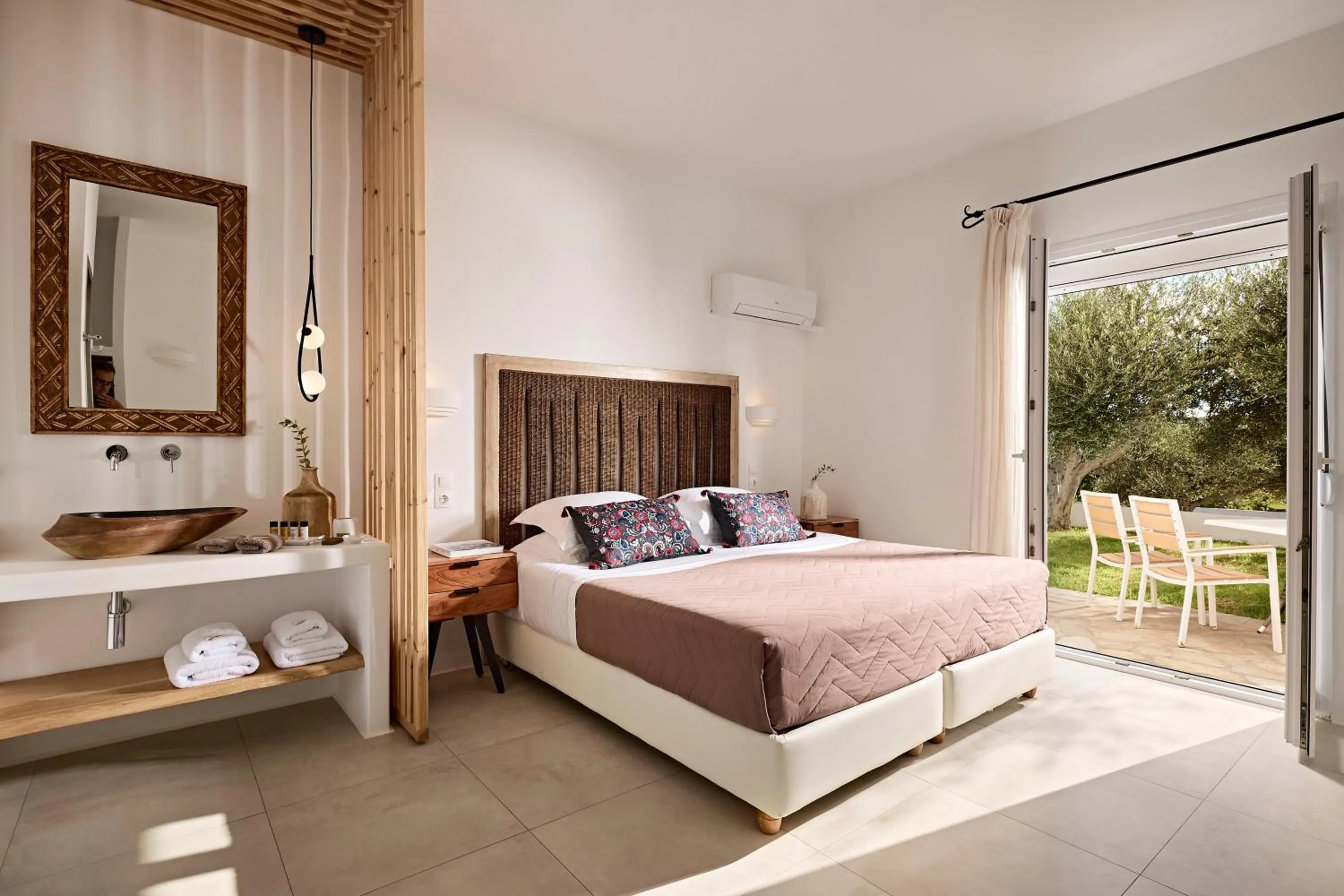 Bedroom, Bed in Santa Maria Village Resort & Spa