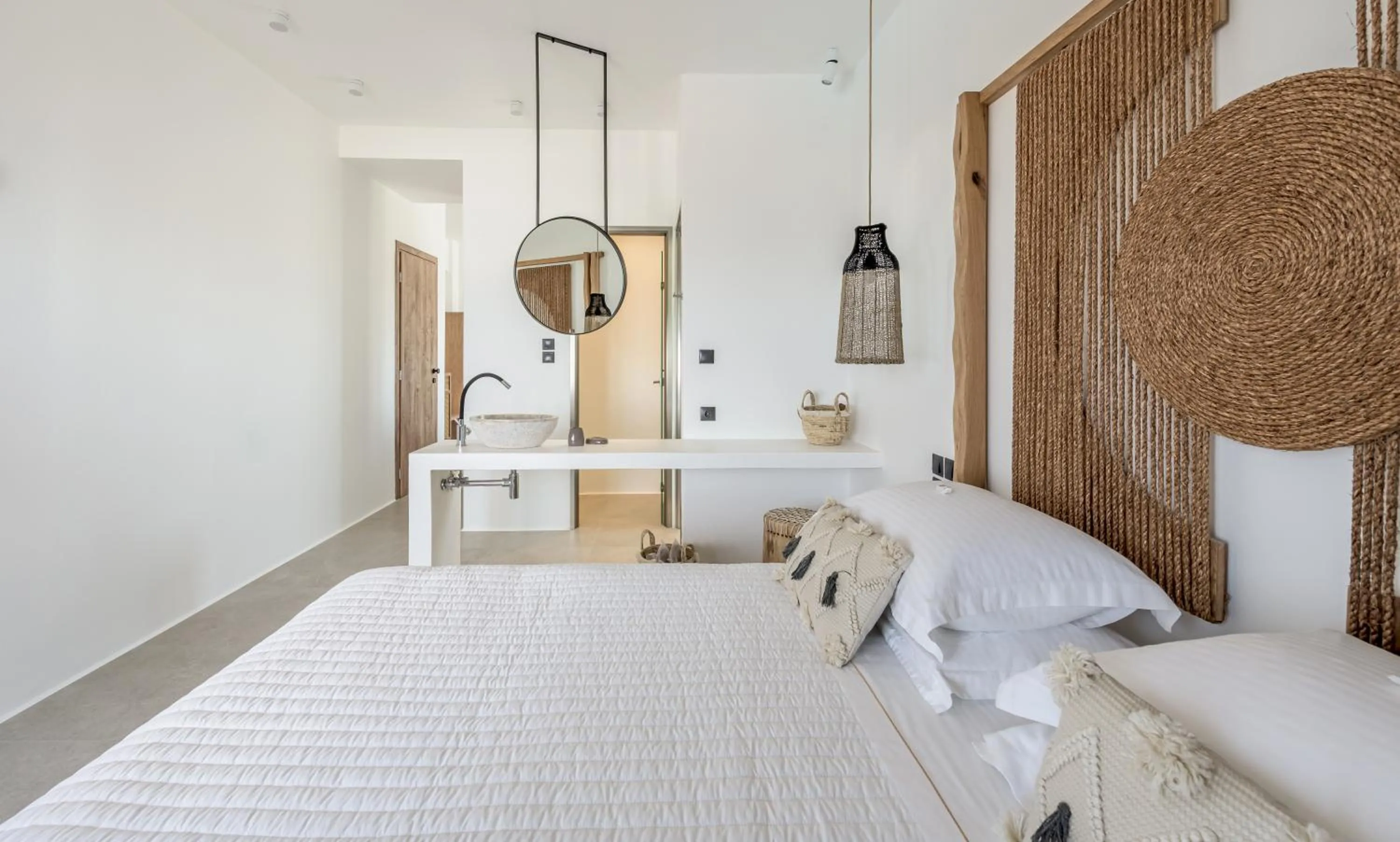 Bed in Santa Maria Village Resort & Spa