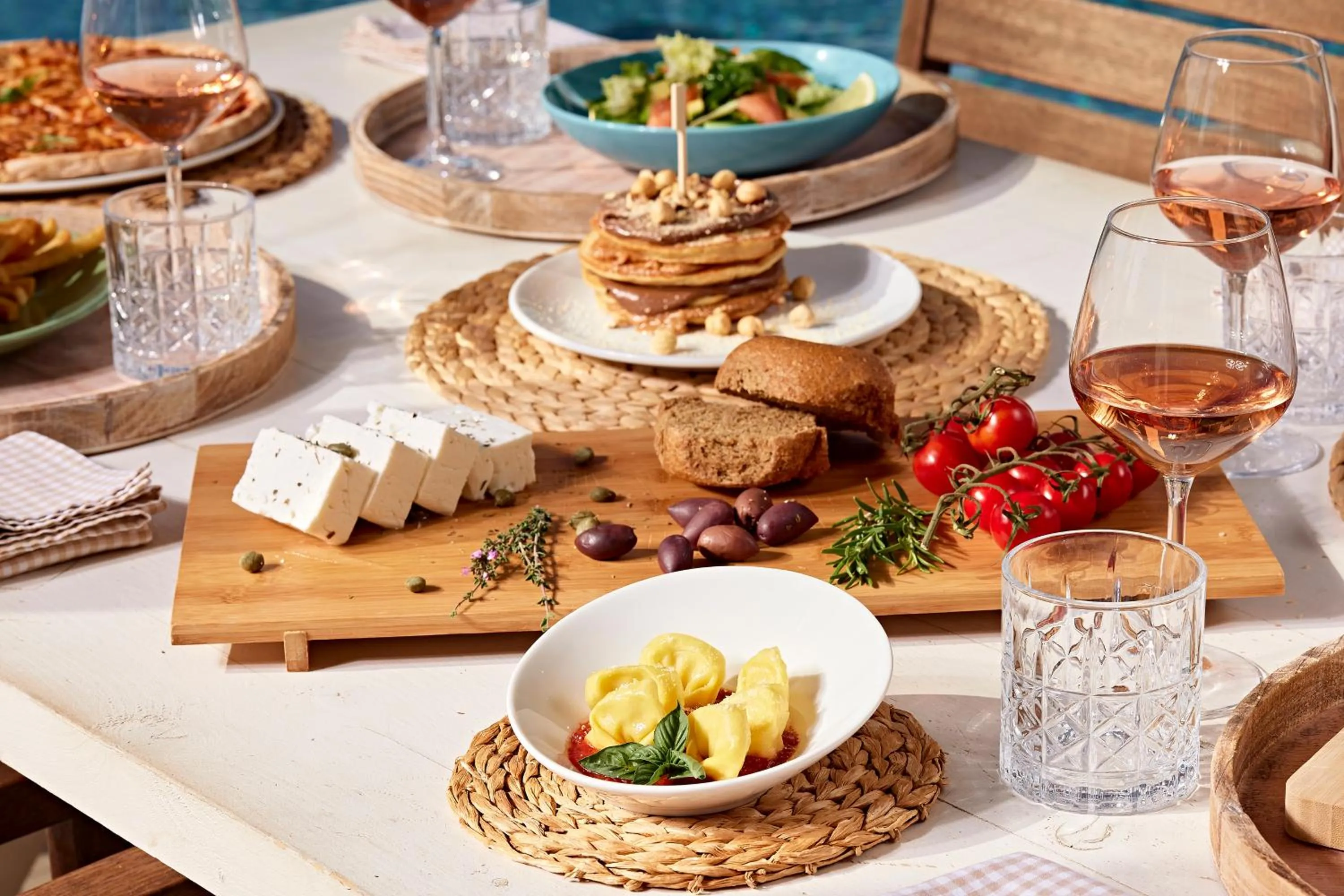 Food and drinks in Santa Maria Village Resort & Spa