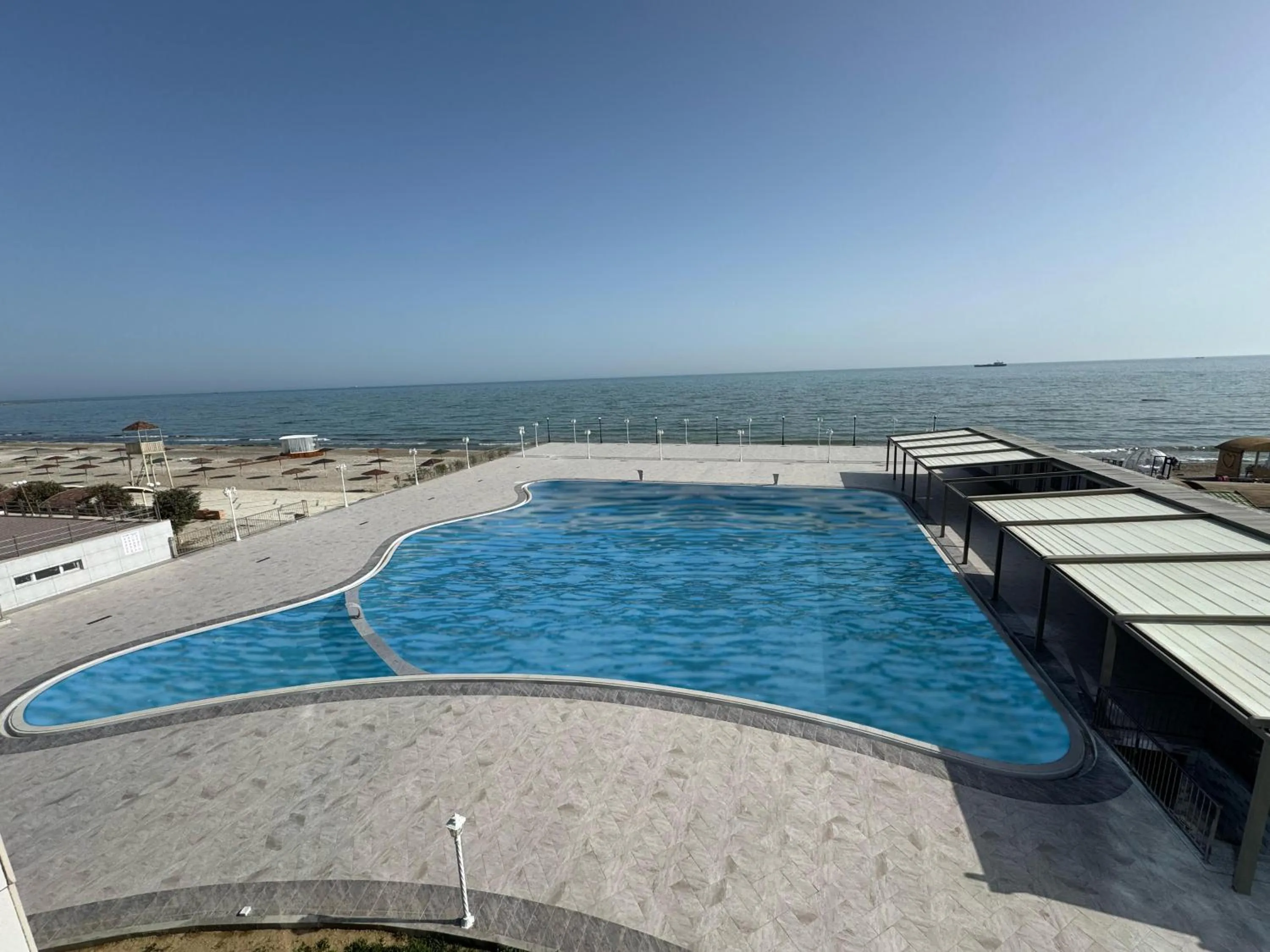 Swimming pool in Aysberq Resort