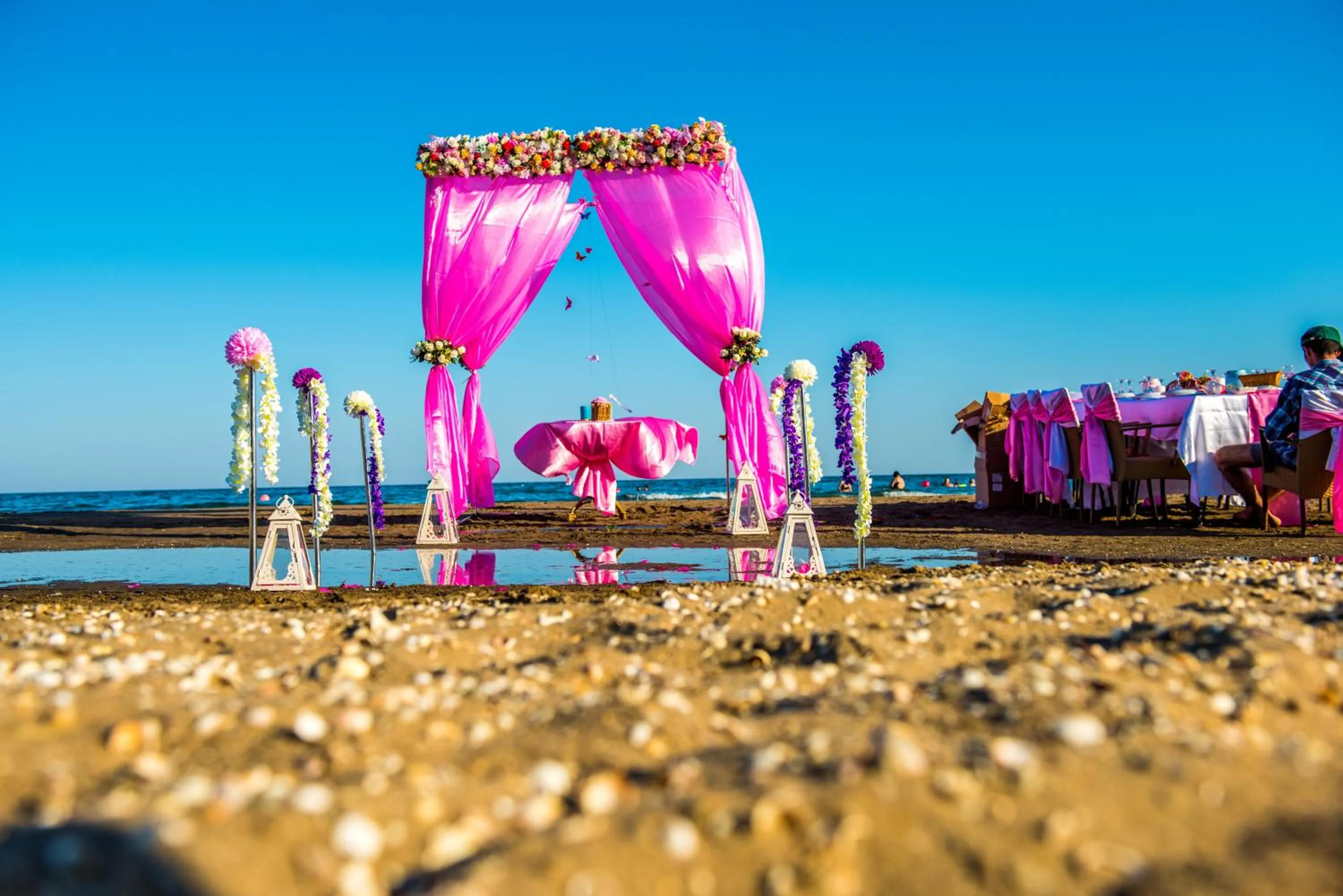 Restaurant/places to eat in Aysberq Resort