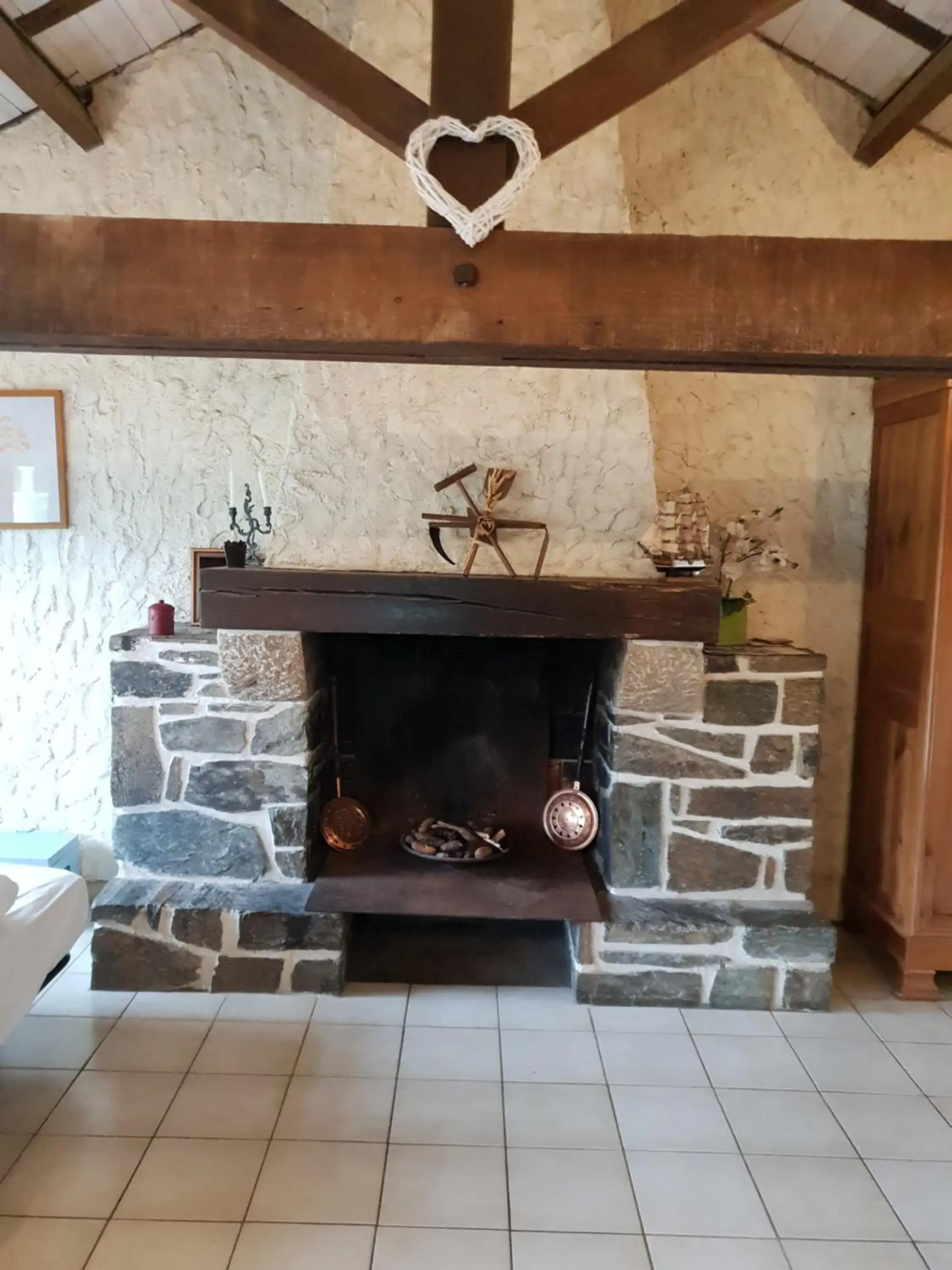 Family Room with Private Bathroom in L'Arbre d'Alaïs Family Room with Private Bathroom in L'Arbre d'Alaïs
