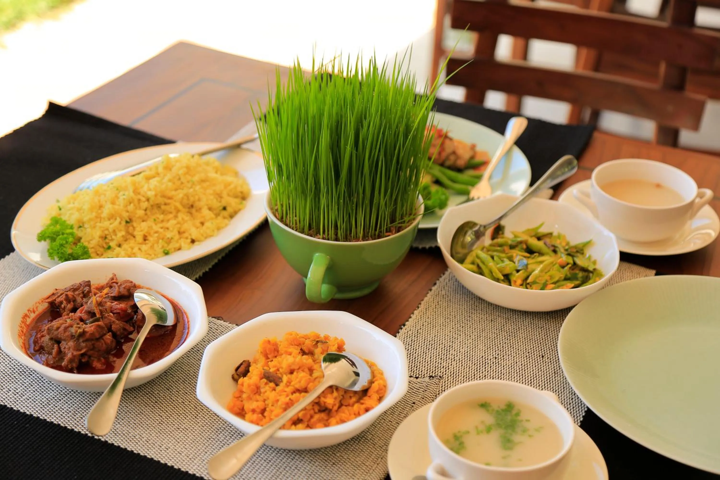 Asian breakfast in Tara Watergate