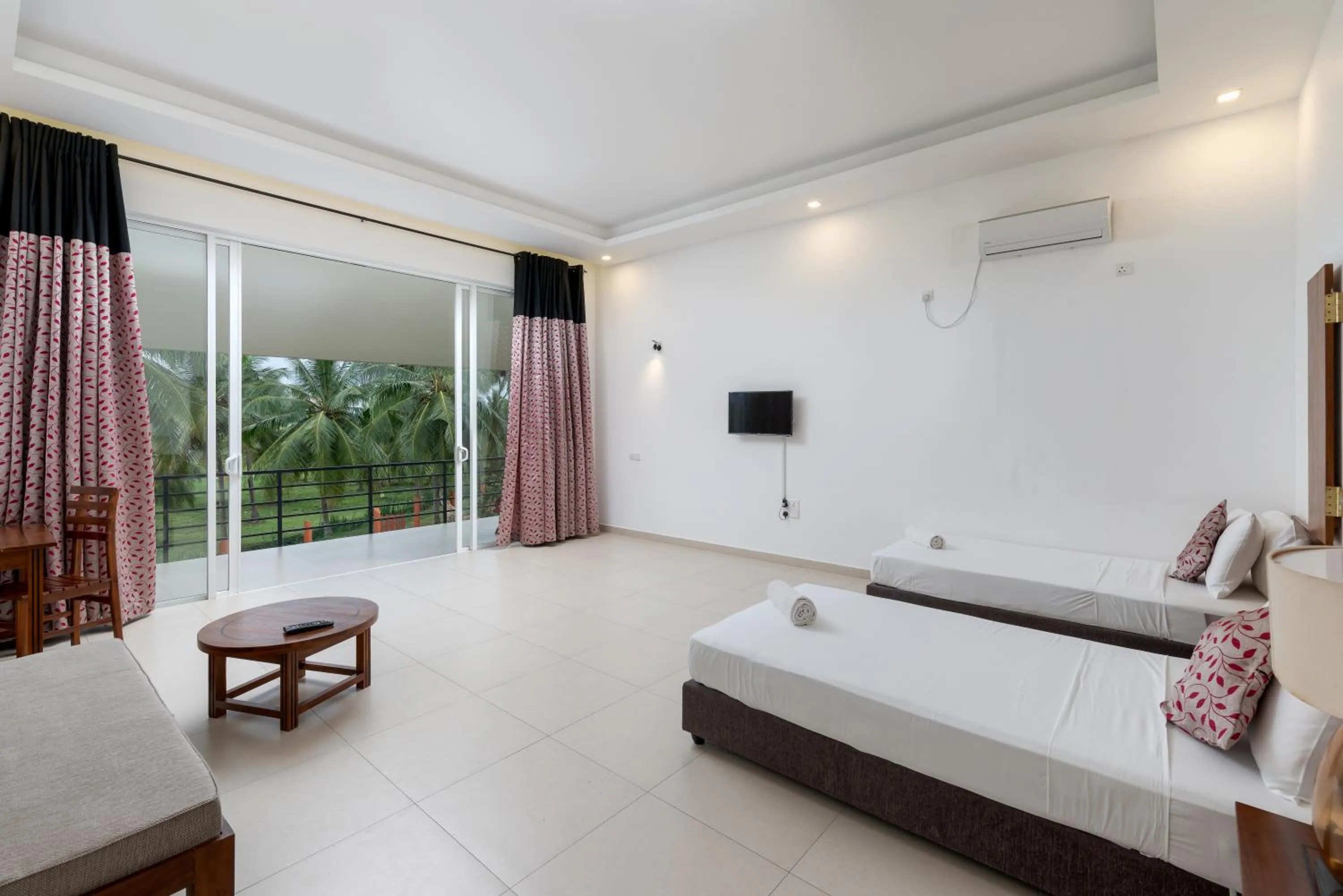 Bedroom, Bed in Tara Watergate