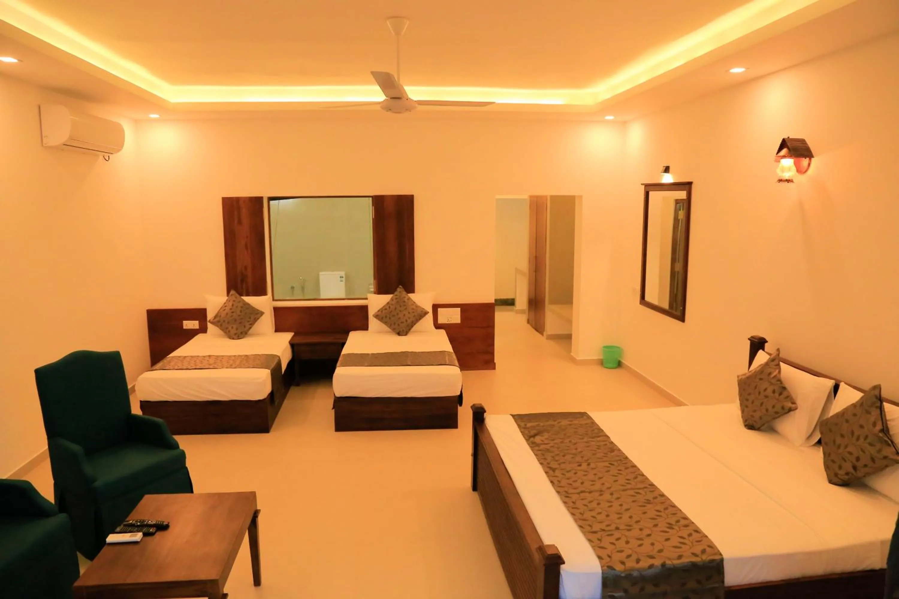 Photo of the whole room, Bed in Tara Watergate