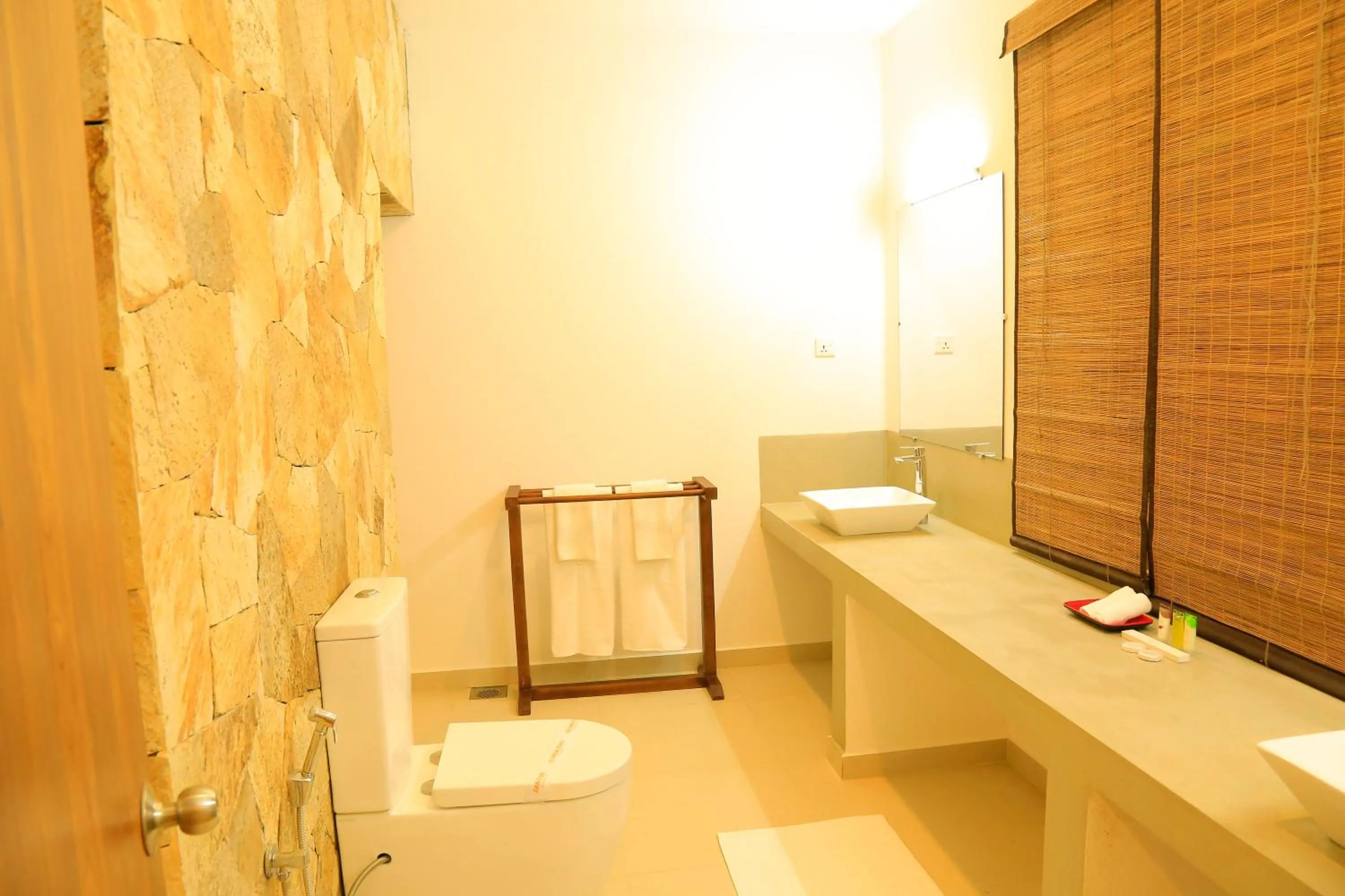 Bathroom in Tara Watergate