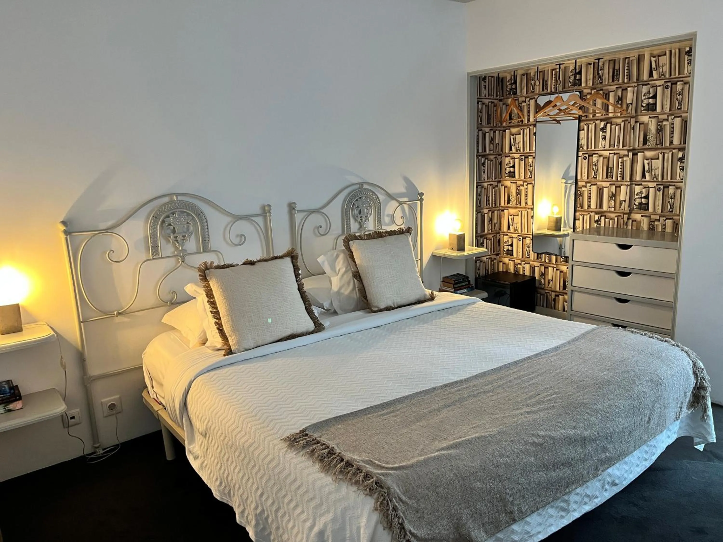 Bed in The Literary Man Obidos Hotel