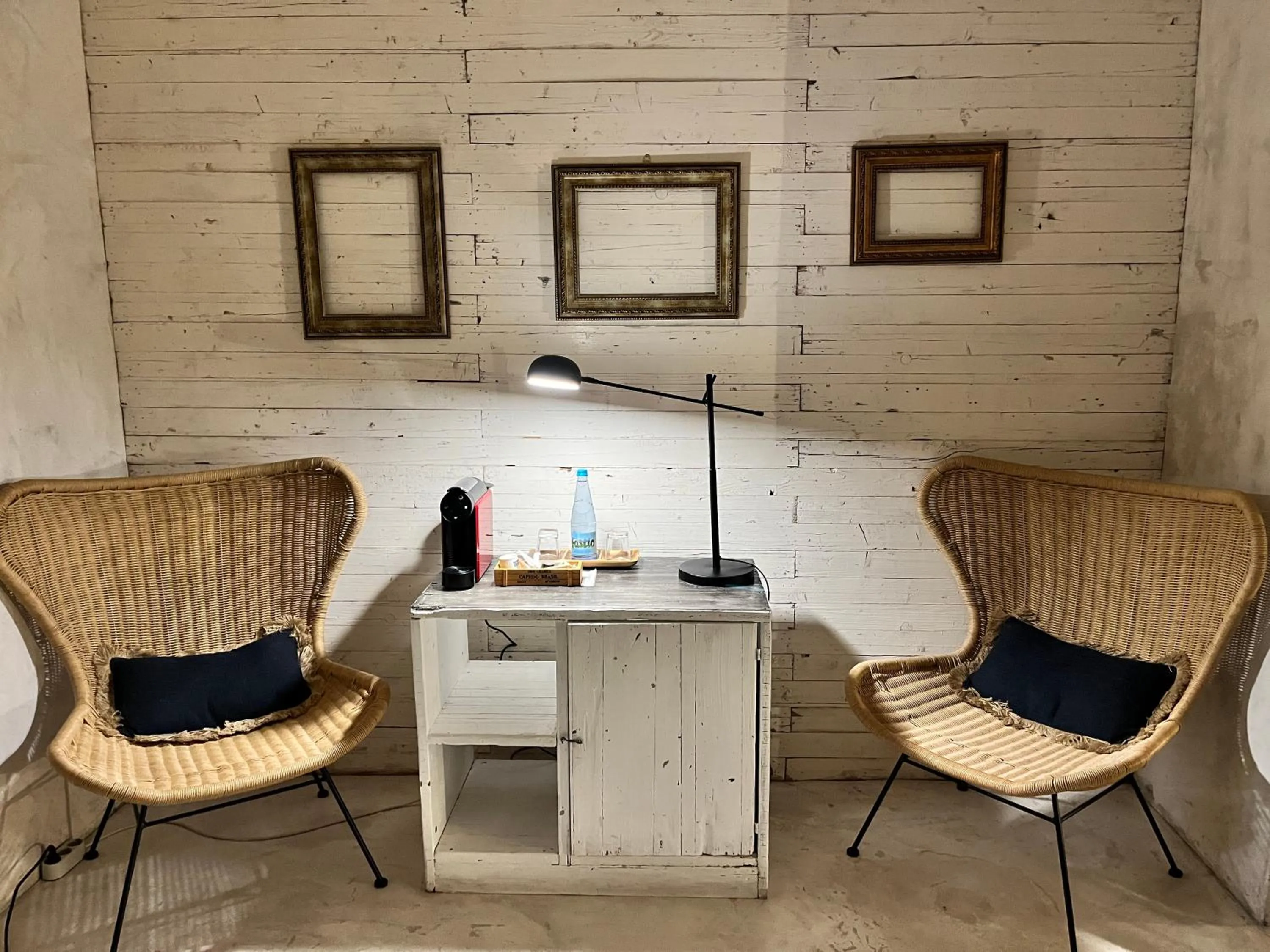 Seating area in The Literary Man Obidos Hotel