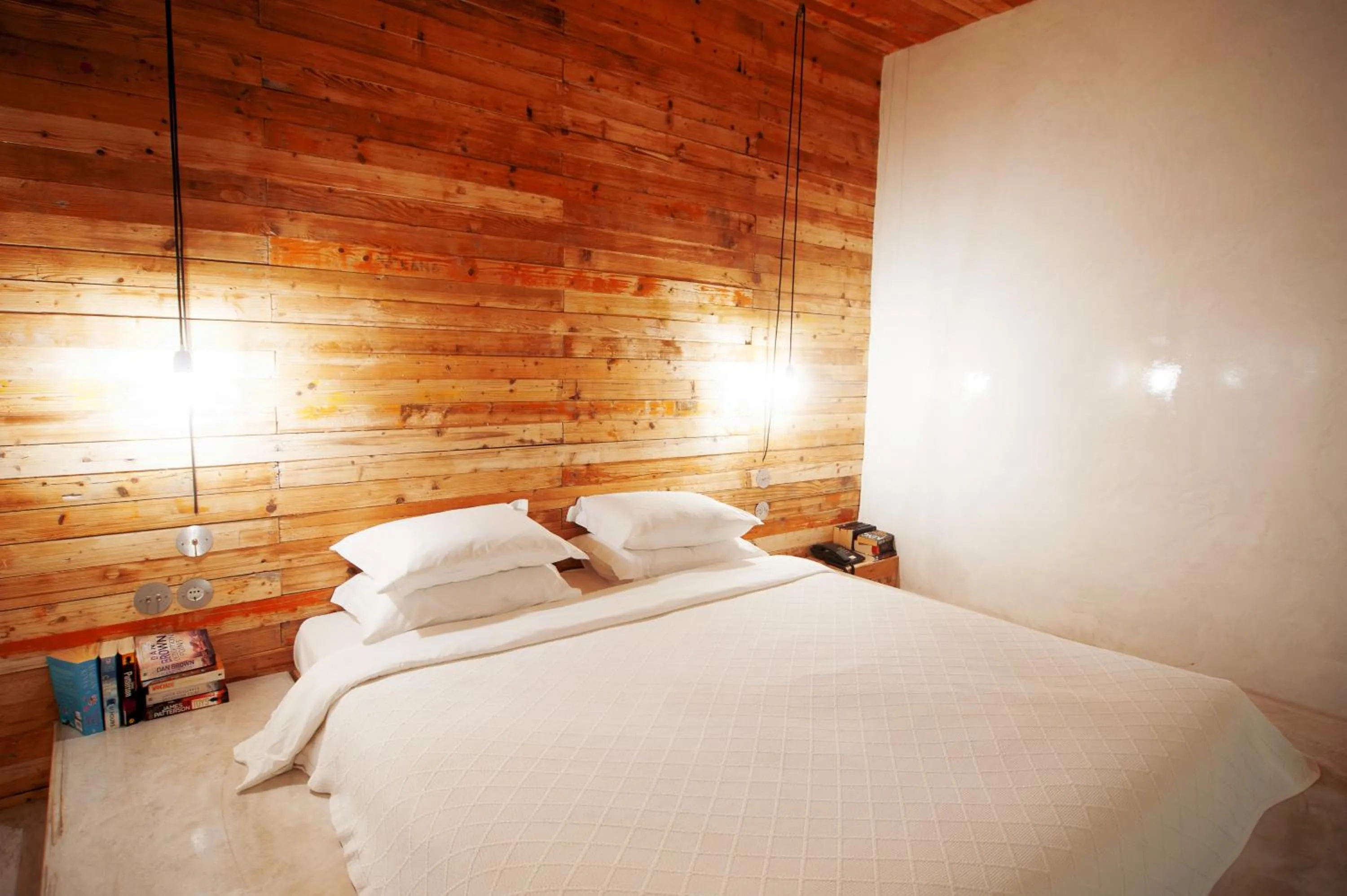 Bed in The Literary Man Obidos Hotel