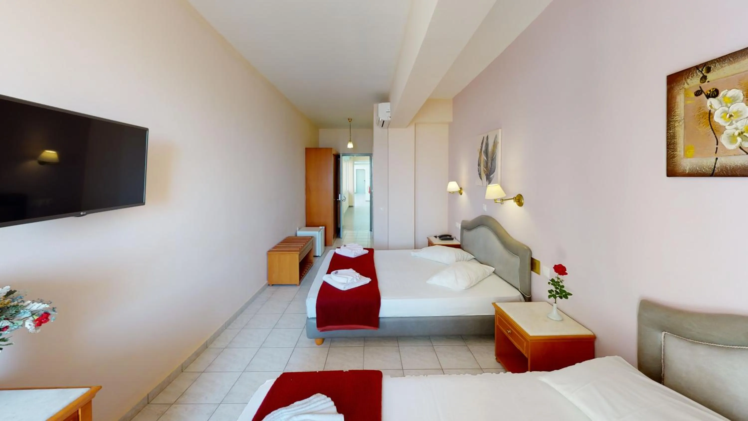 Photo of the whole room in Dedalos Beach Hotel