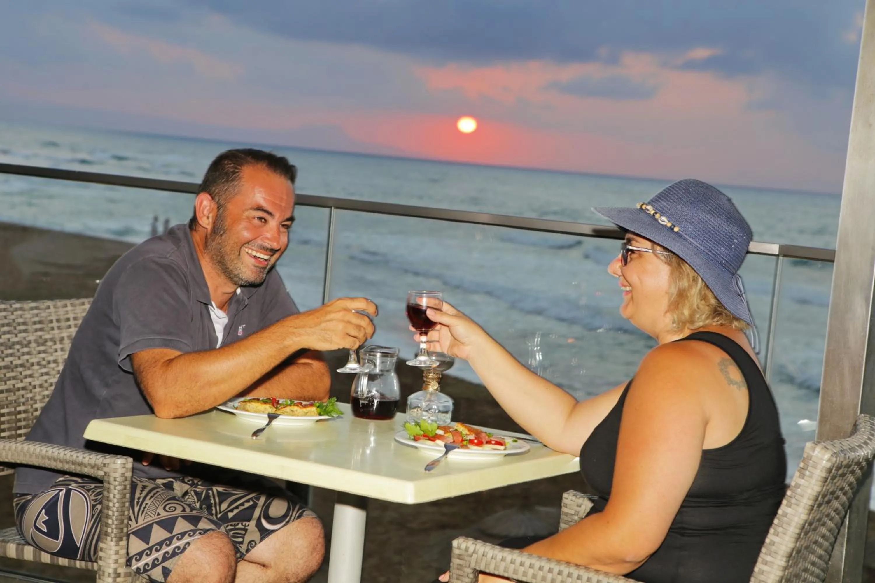 Restaurant/places to eat in Dedalos Beach Hotel