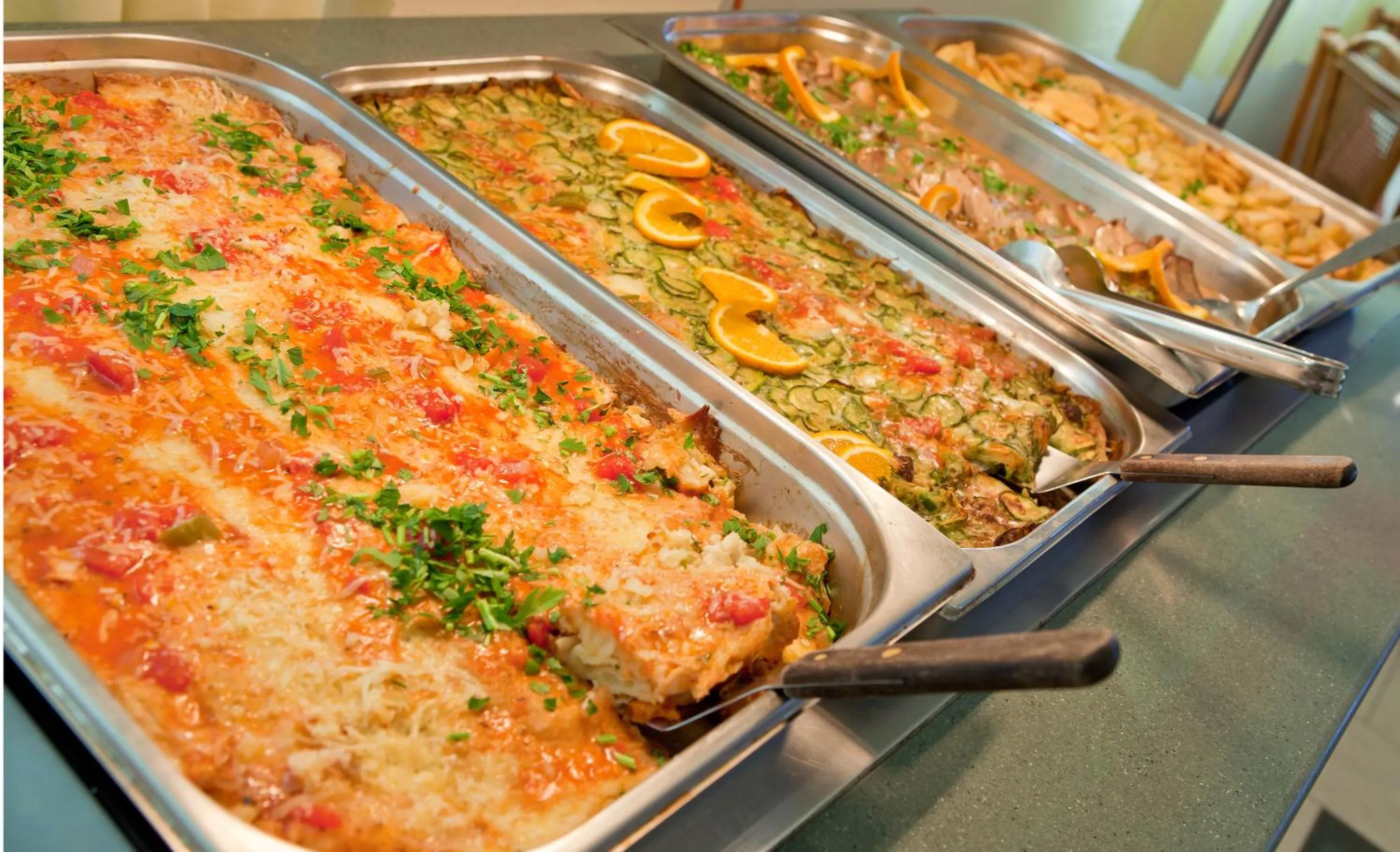 Food and drinks in Dedalos Beach Hotel