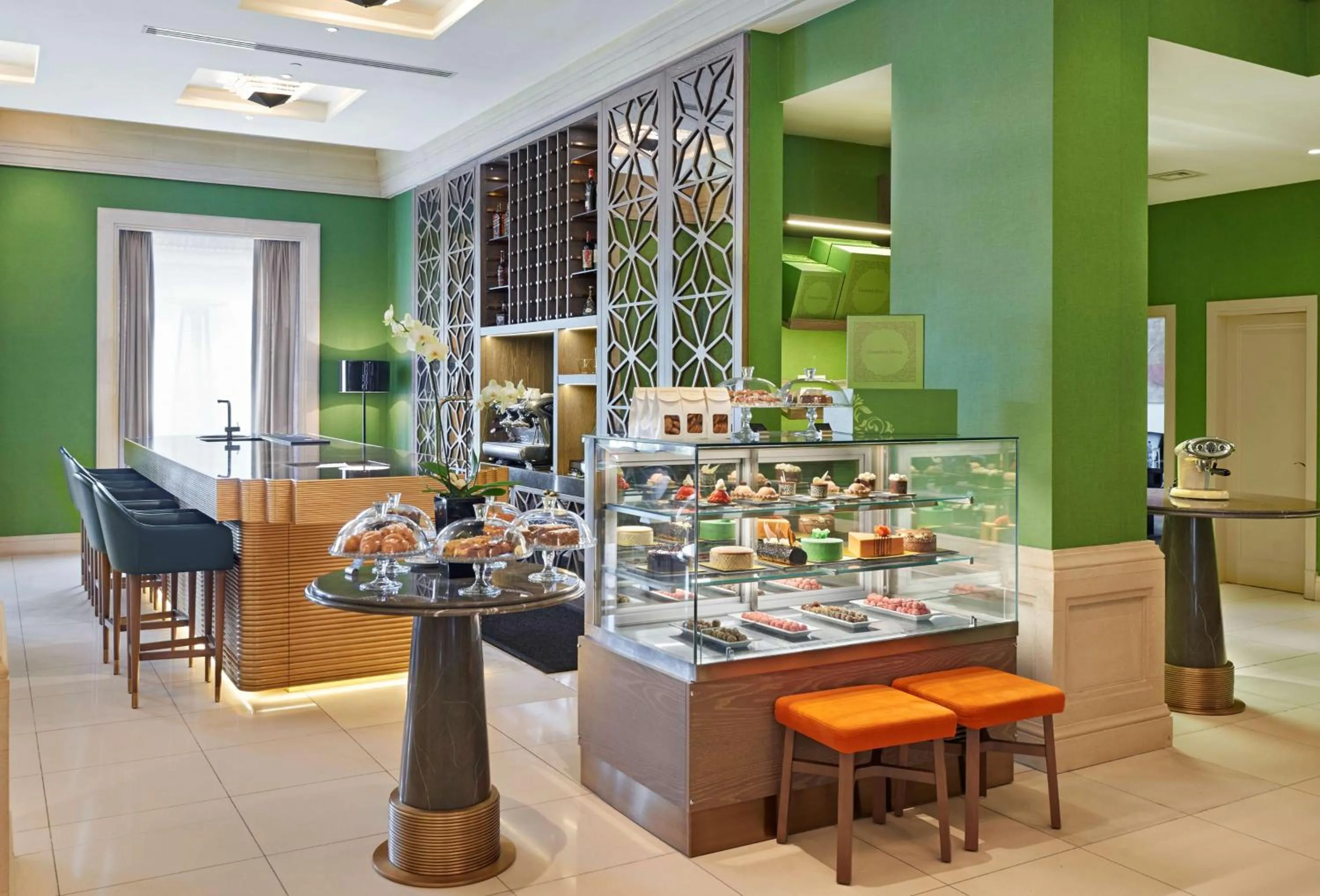 Restaurant/places to eat in Hyatt Regency Baku