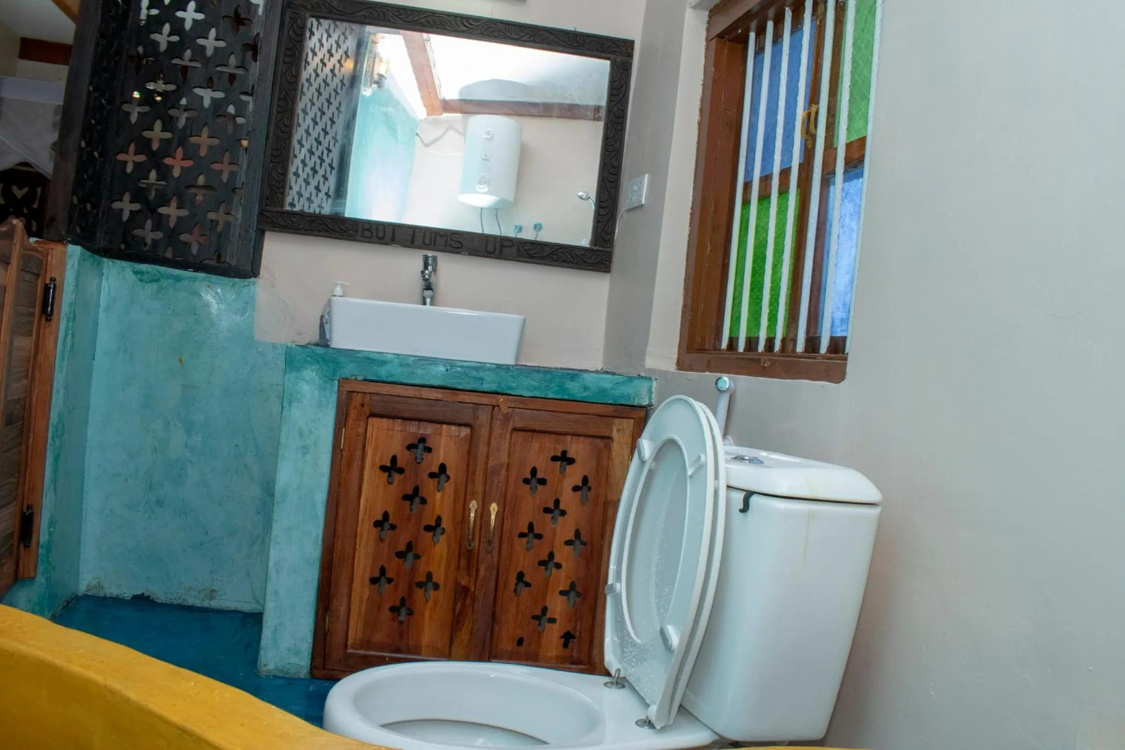 Bathroom in Bottoms Up